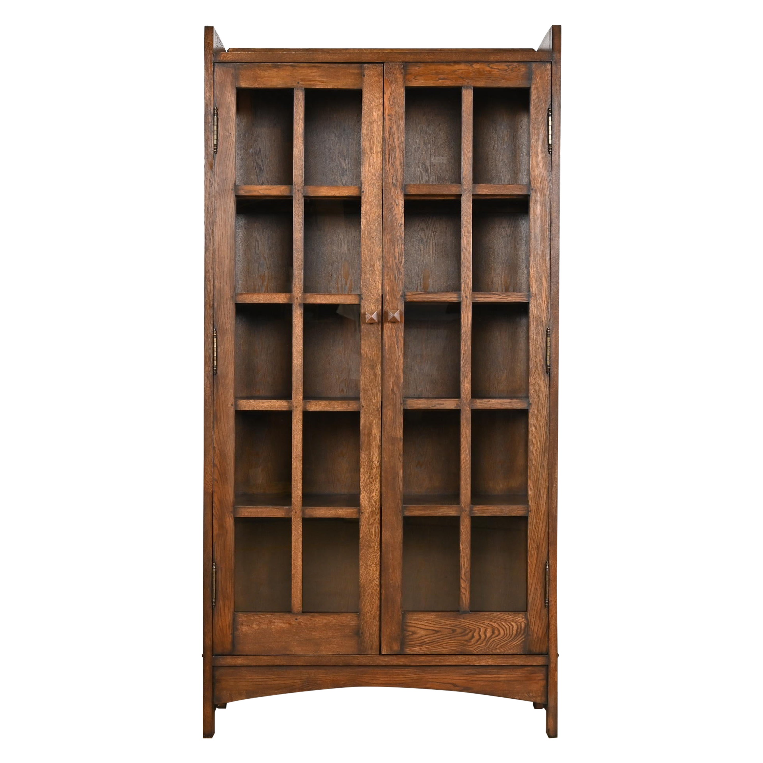 Mobile libreria Mission Arts & Crafts di Oak in stile Gustav Stickley