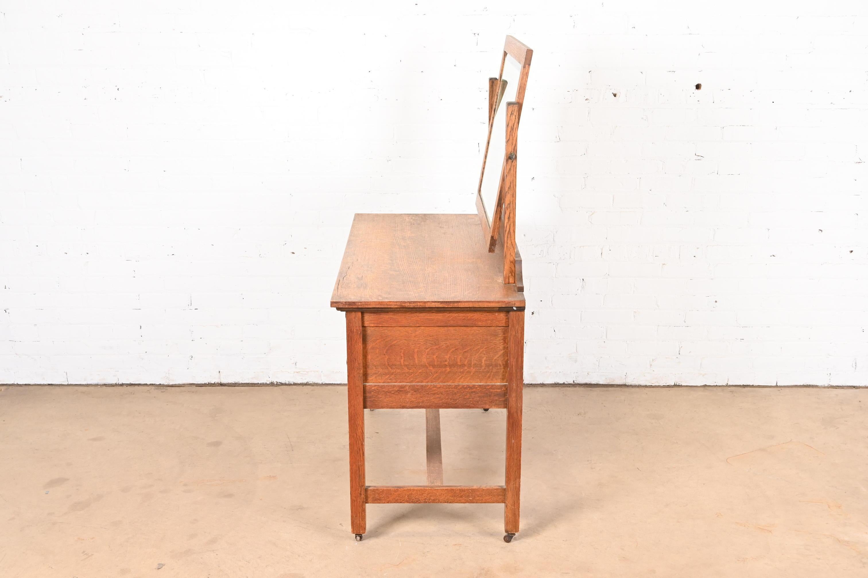 Gustav Stickley Stil Mission Oak Arts & Crafts Frisiertisch mit Spiegel im Angebot 2
