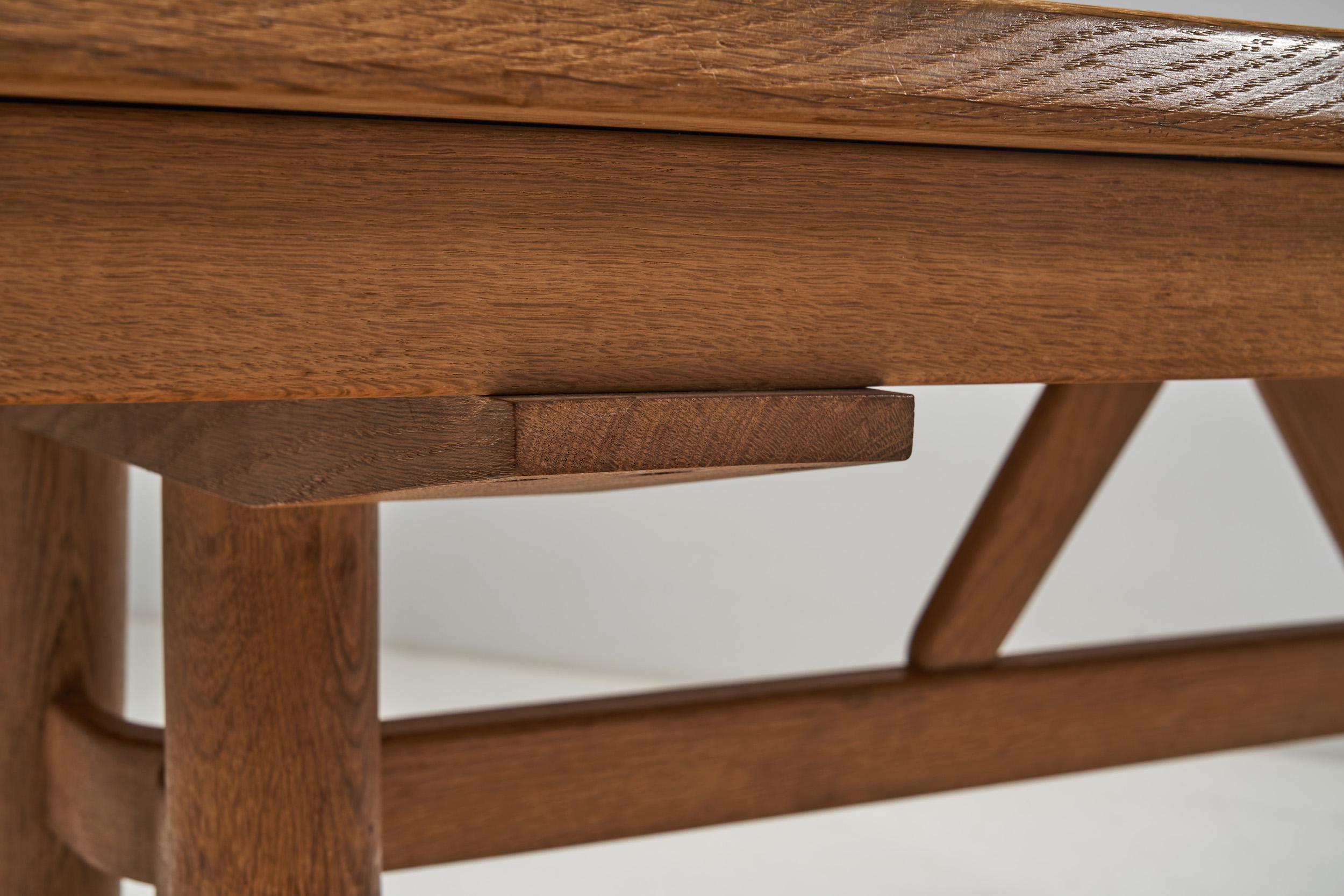 Table à manger « Gustave » de Guillerme et Chambron pour Votre Maison, France, années 1970 en vente 7