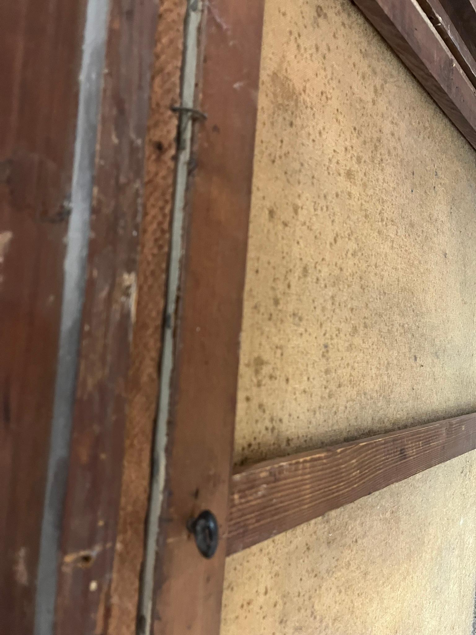 Stillleben mit einer Perlenkette, Öl auf Leinwand im Angebot 11