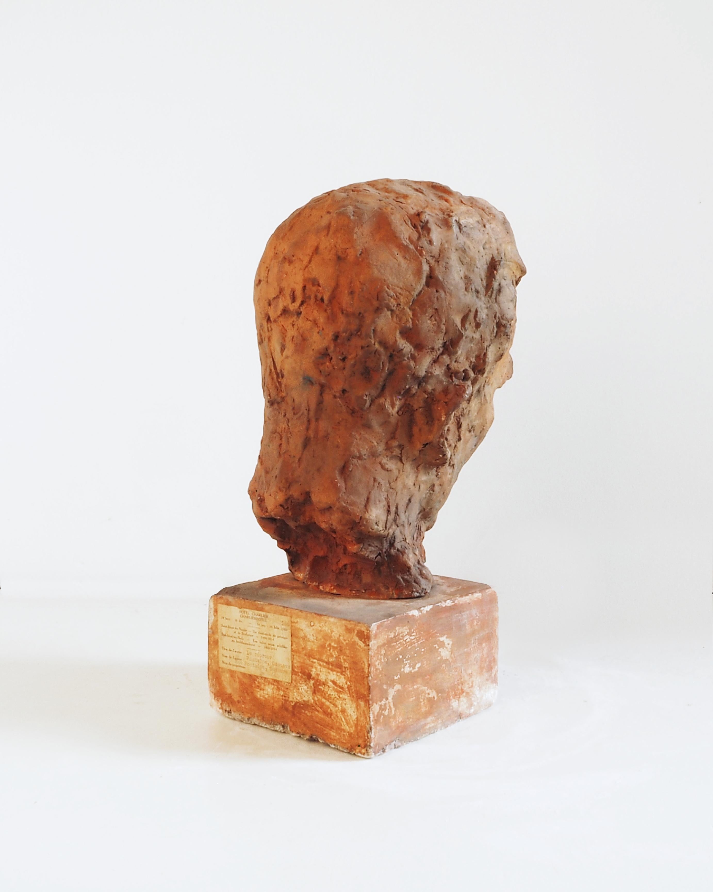 Testa uomo con base - gesso policromo - Gustave Fontaine 1877-1952 in vendita 2