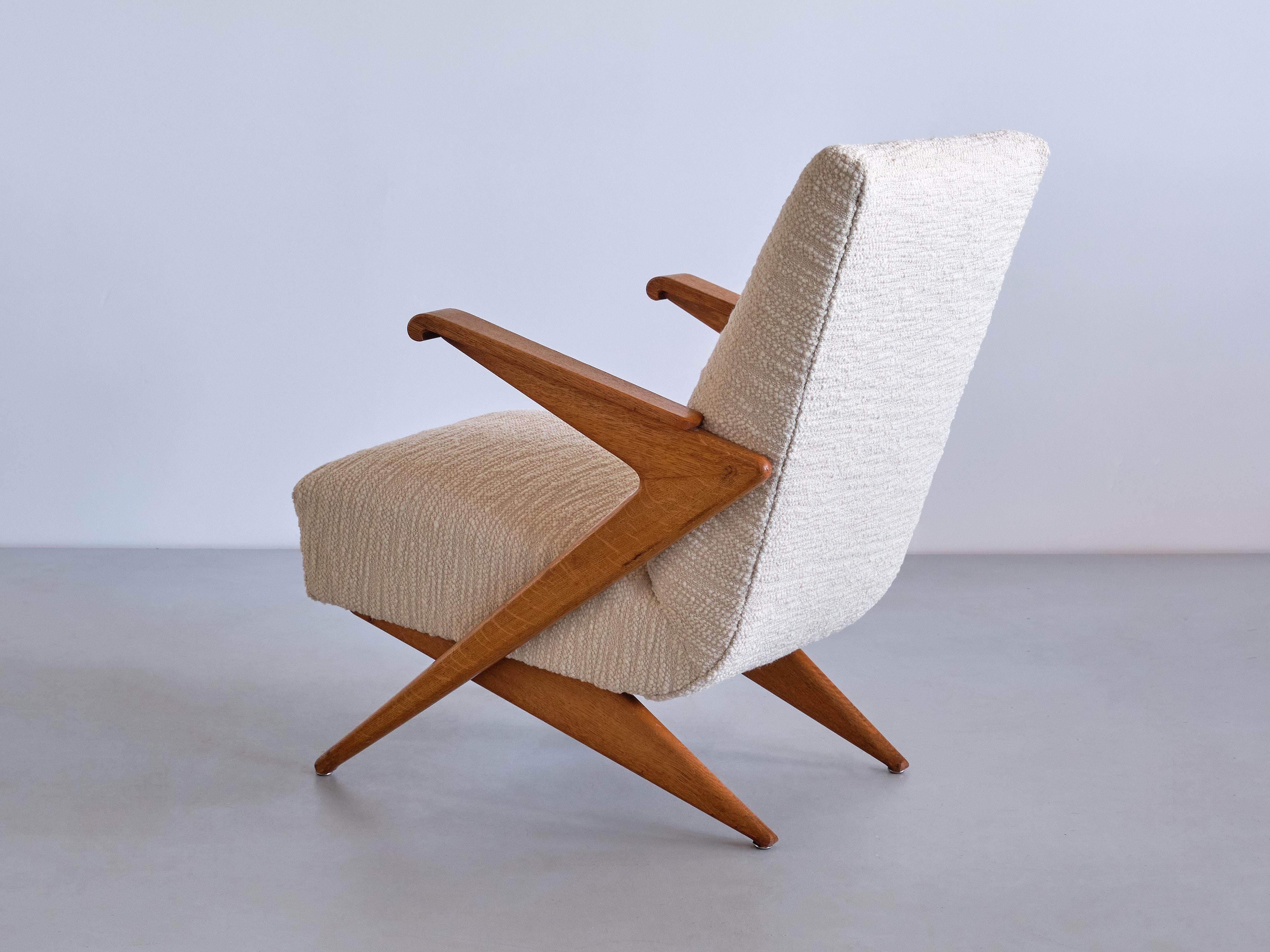 Gustave Gautier zugeschriebener Sessel aus Eiche und Jacquard-Stoff, Frankreich, 1950er Jahre im Angebot 8