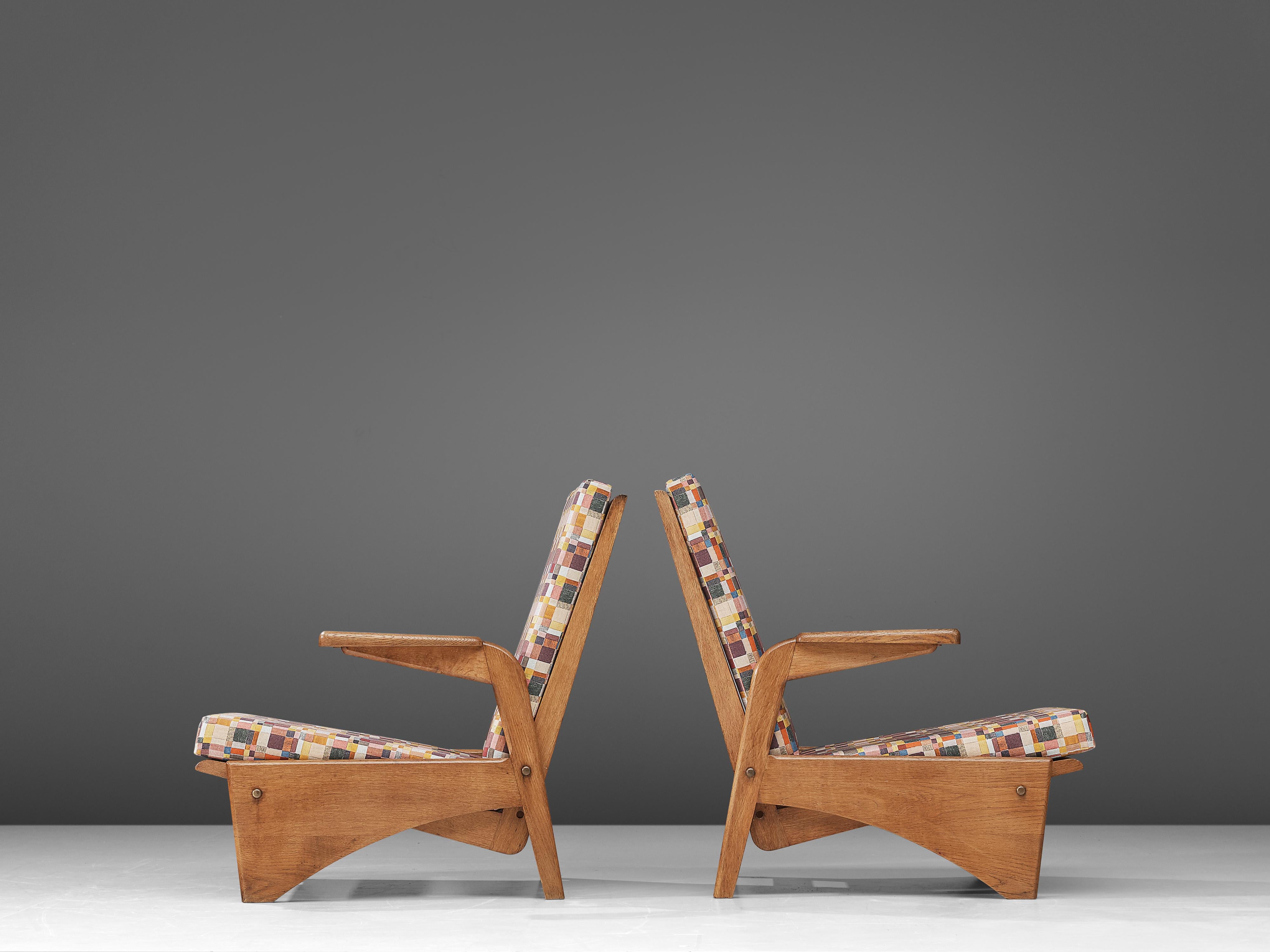 Gustave Gautier Pair of Lounge Chairs in Oak and Patterned Fabric 4