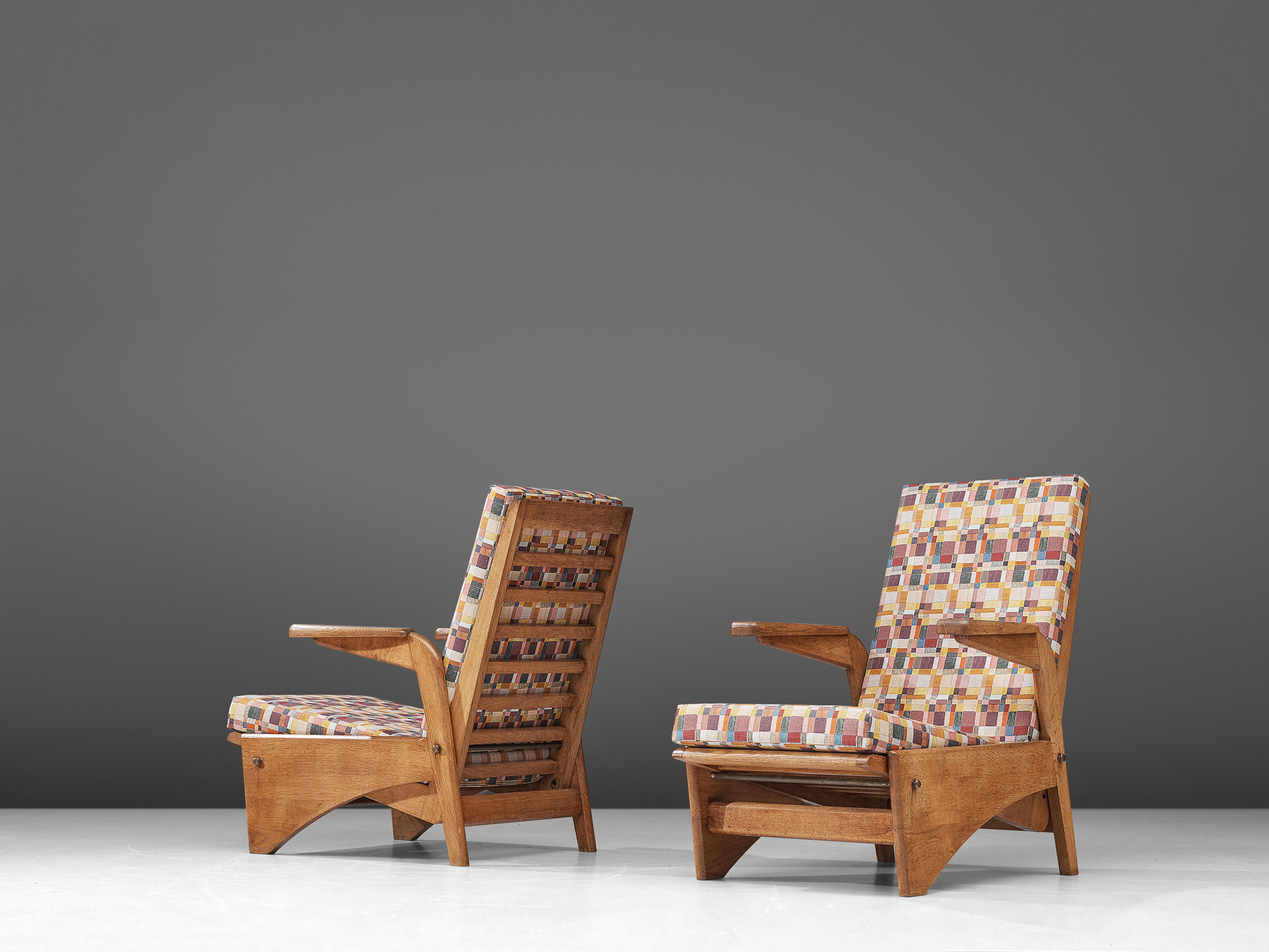 French Gustave Gautier Pair of Lounge Chairs in Oak and Patterned Fabric