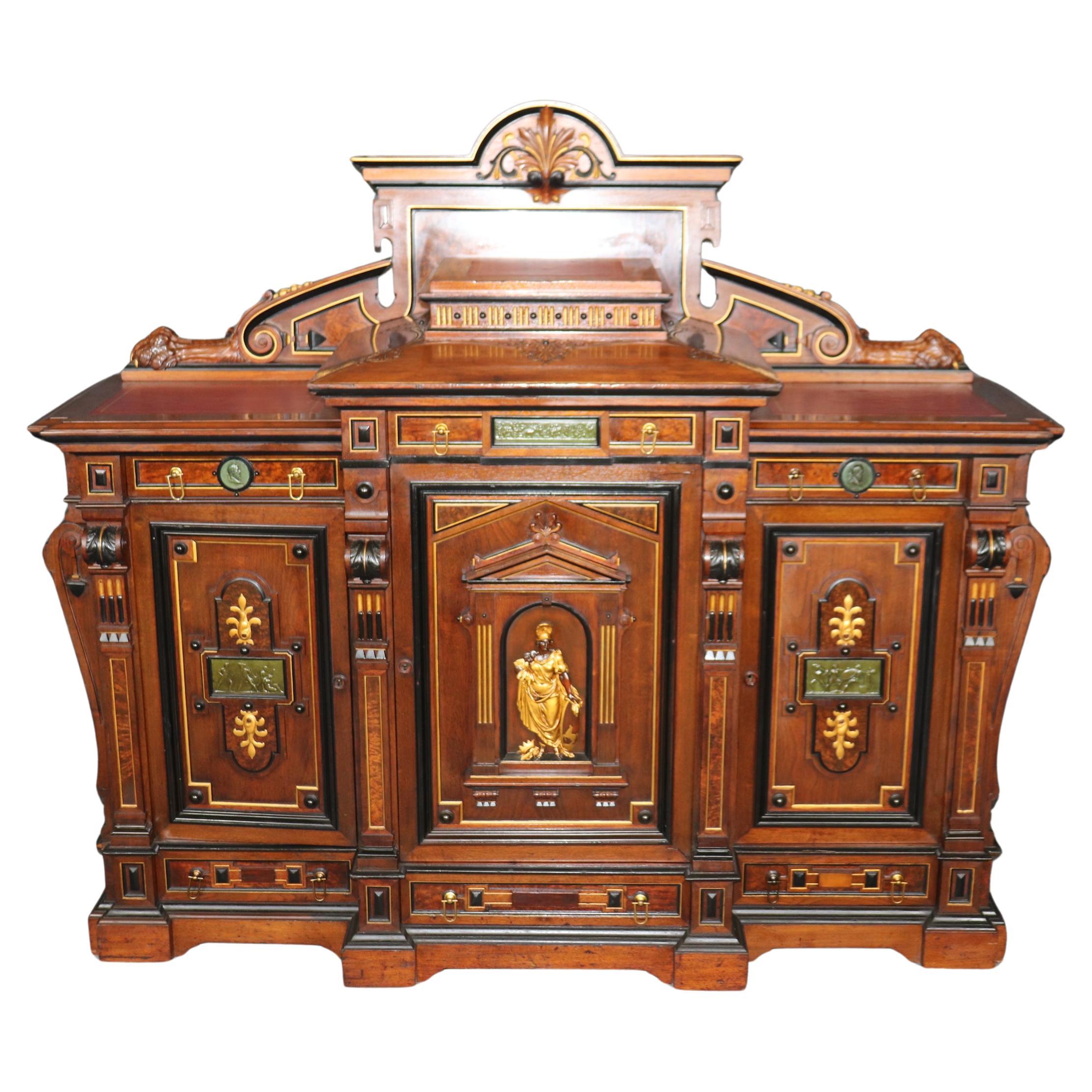 Gustave Herter Grand buffet doré sculpté de style Renaissance Revive Victorien