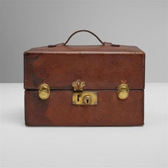 Gustave Keller Bottle Set