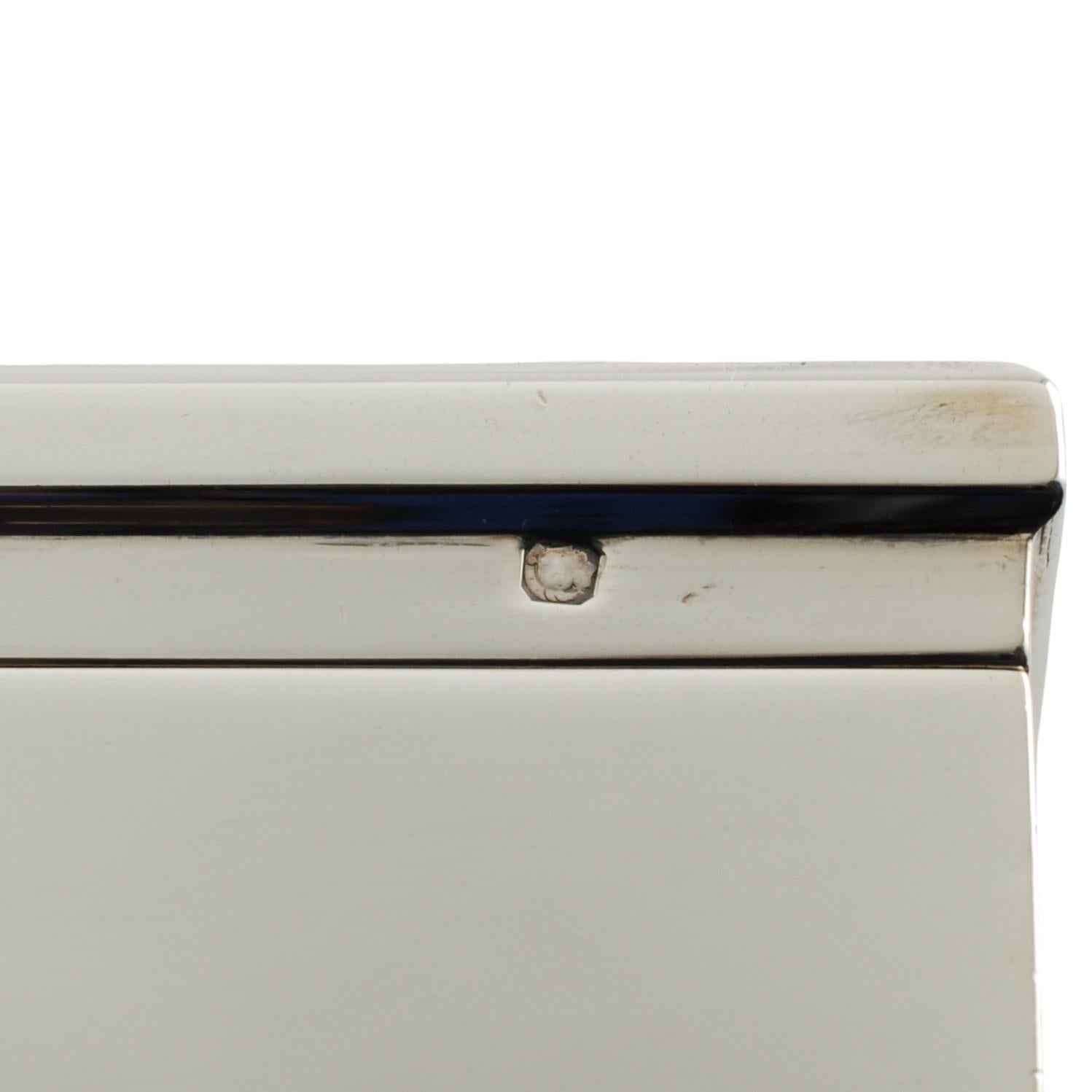 Gustave Keller Freres Paris 950 Sterling Silver Art Deco Dresser Box en vente 2