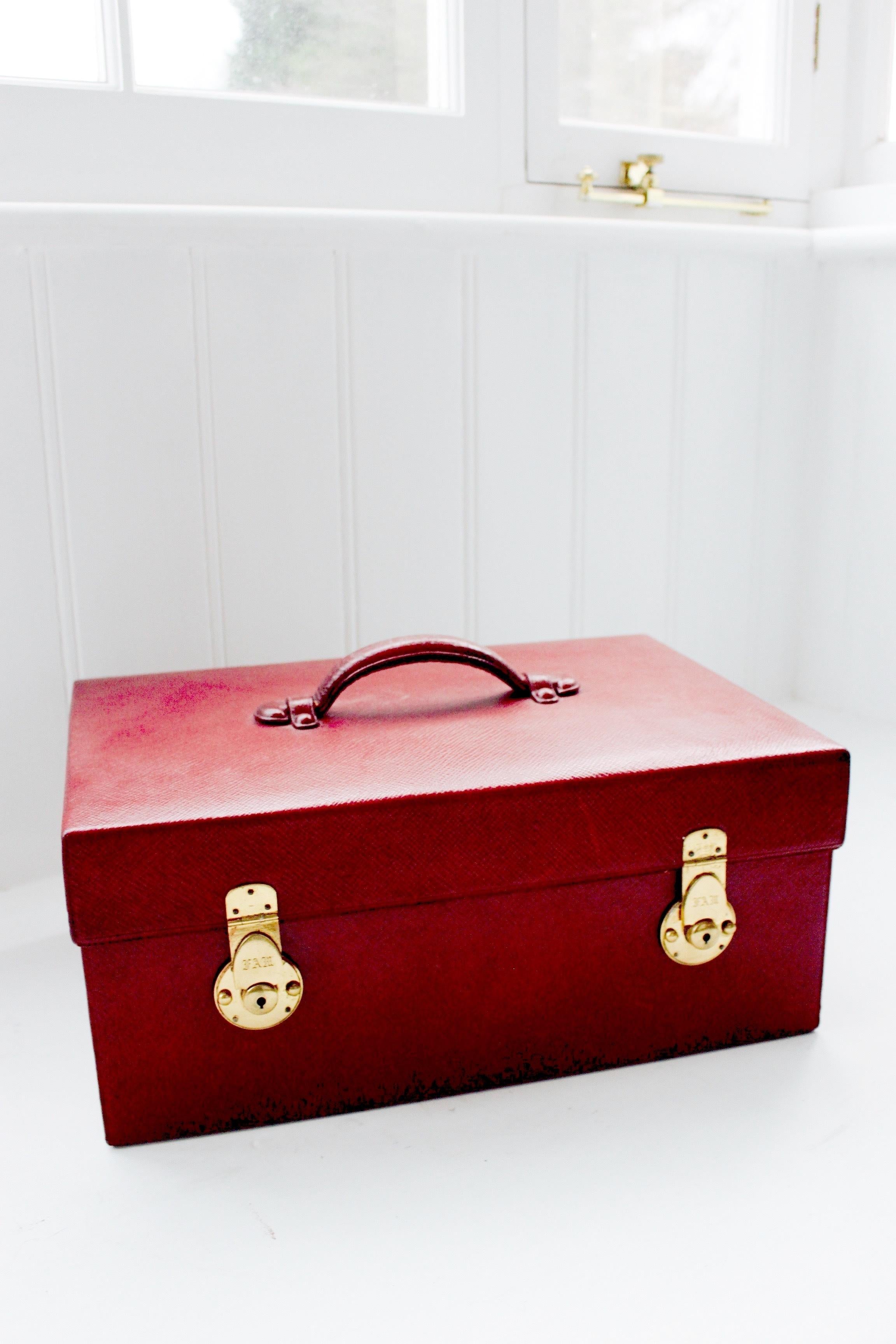 Gustave Keller Leather Jewellery Travel Case, circa 1920 In Good Condition For Sale In Petworth, West Sussex