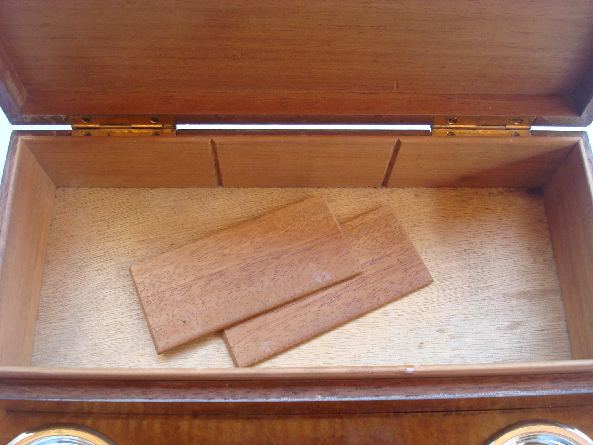 French Gustave Keller Paris Cigarette / Cigar Root Box Desk Smokers Set, France 1930´s For Sale