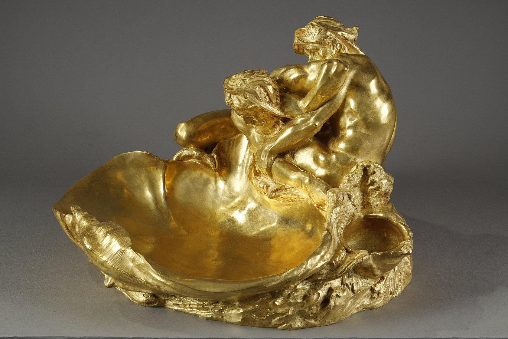 Important pocket-tray with sea gods
by Gustave MICHEL (1851-1924)

A very fine bronze group with a gilded patina
signed on the side of the base 
