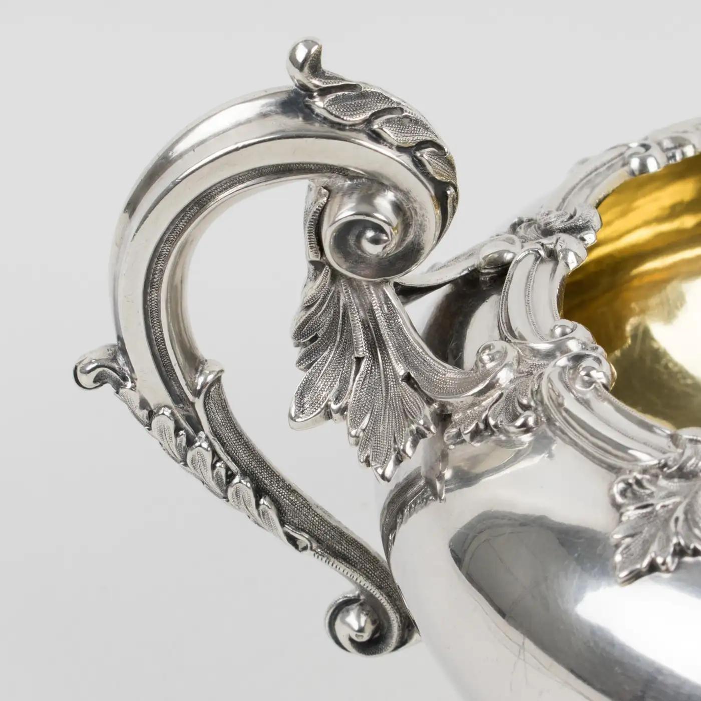 Métal Coupe décorative en argent sterling du 19ème siècle Gustave Odiot Paris en vente