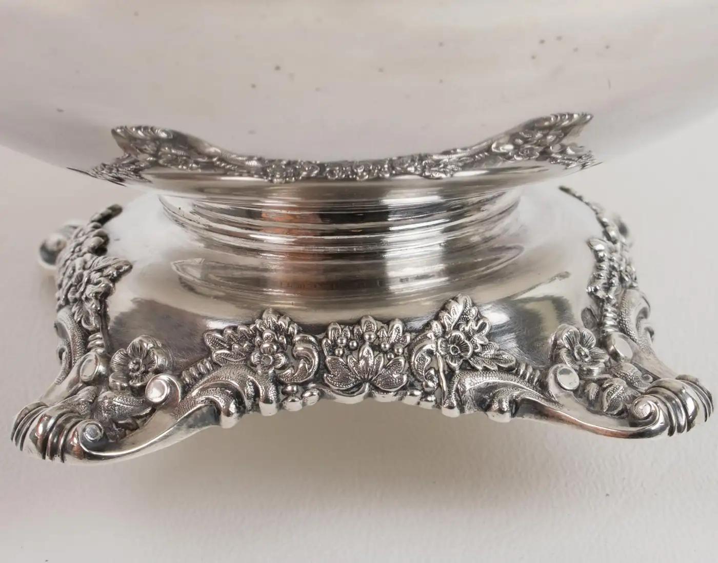 Metal Gustave Odiot Paris 19th Century Sterling Silver Decorative Bowl For Sale