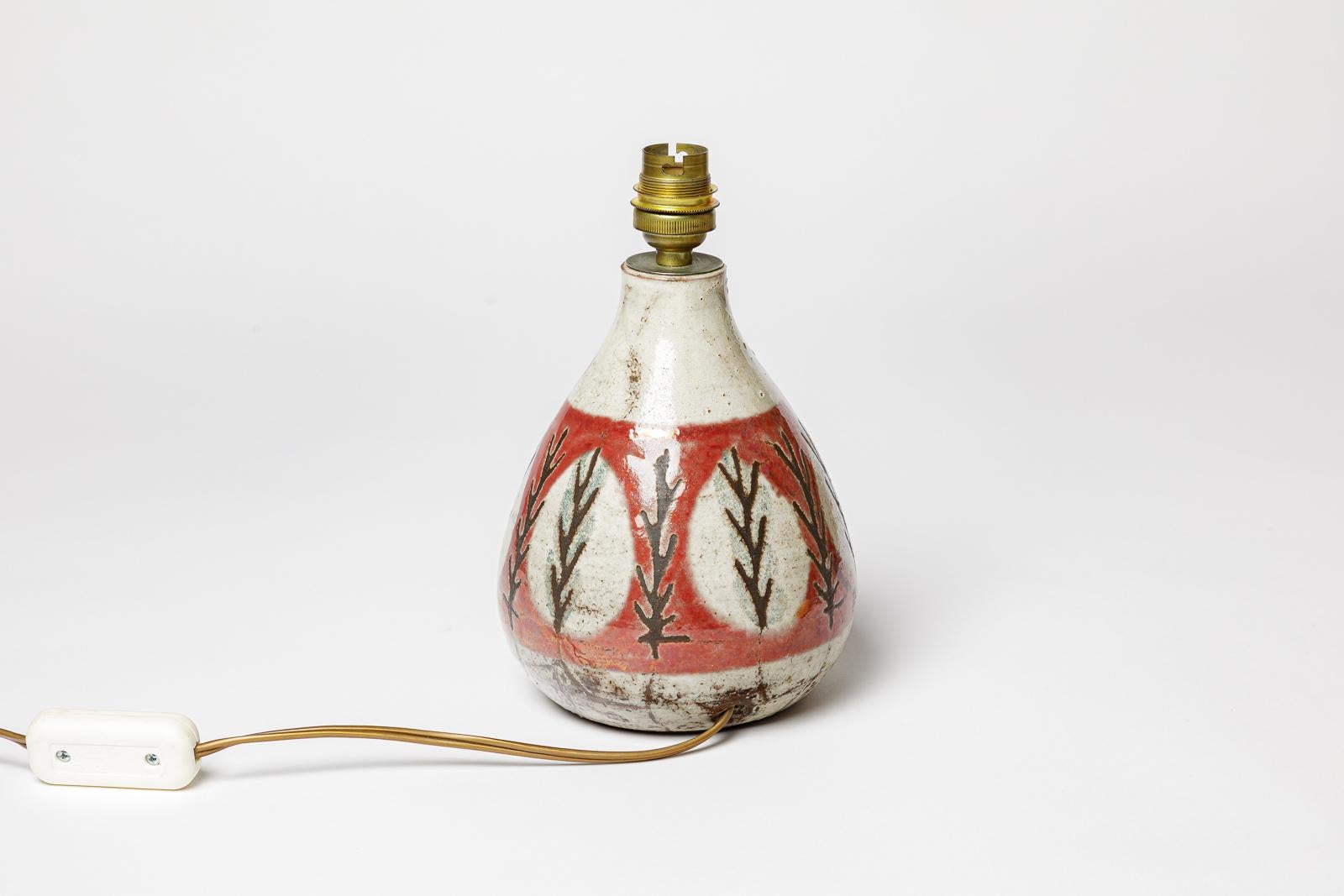 Gustave Reynaud Lemurier 20. Jahrhundert Design weiß und rot Keramik Tischlampe (Französisch) im Angebot