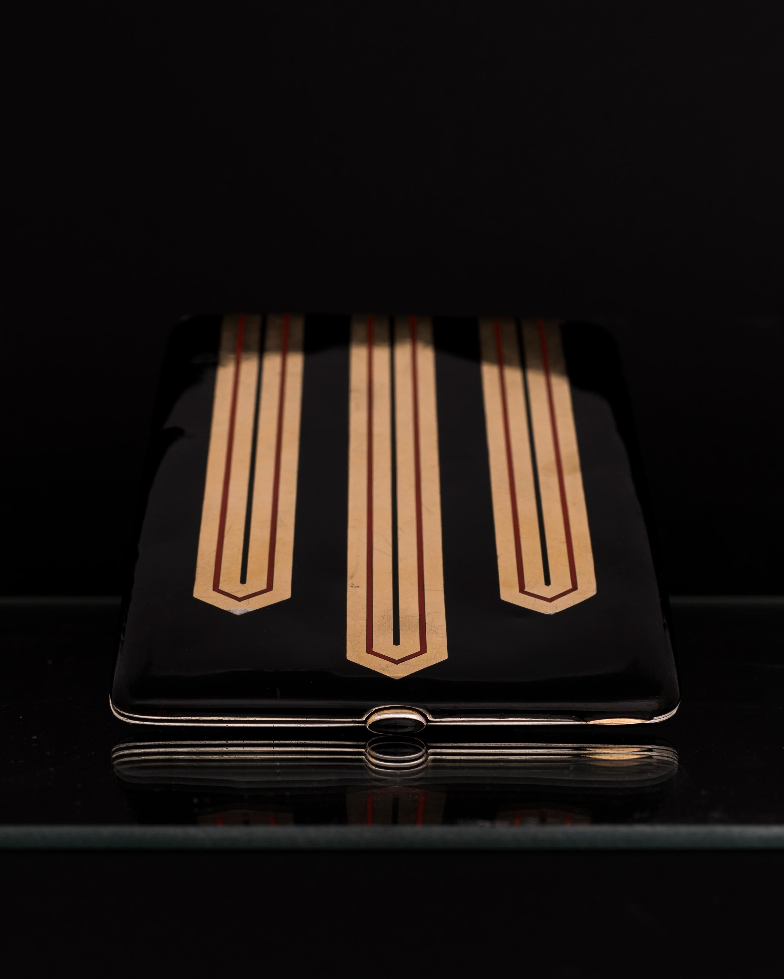 gustave cigarette case