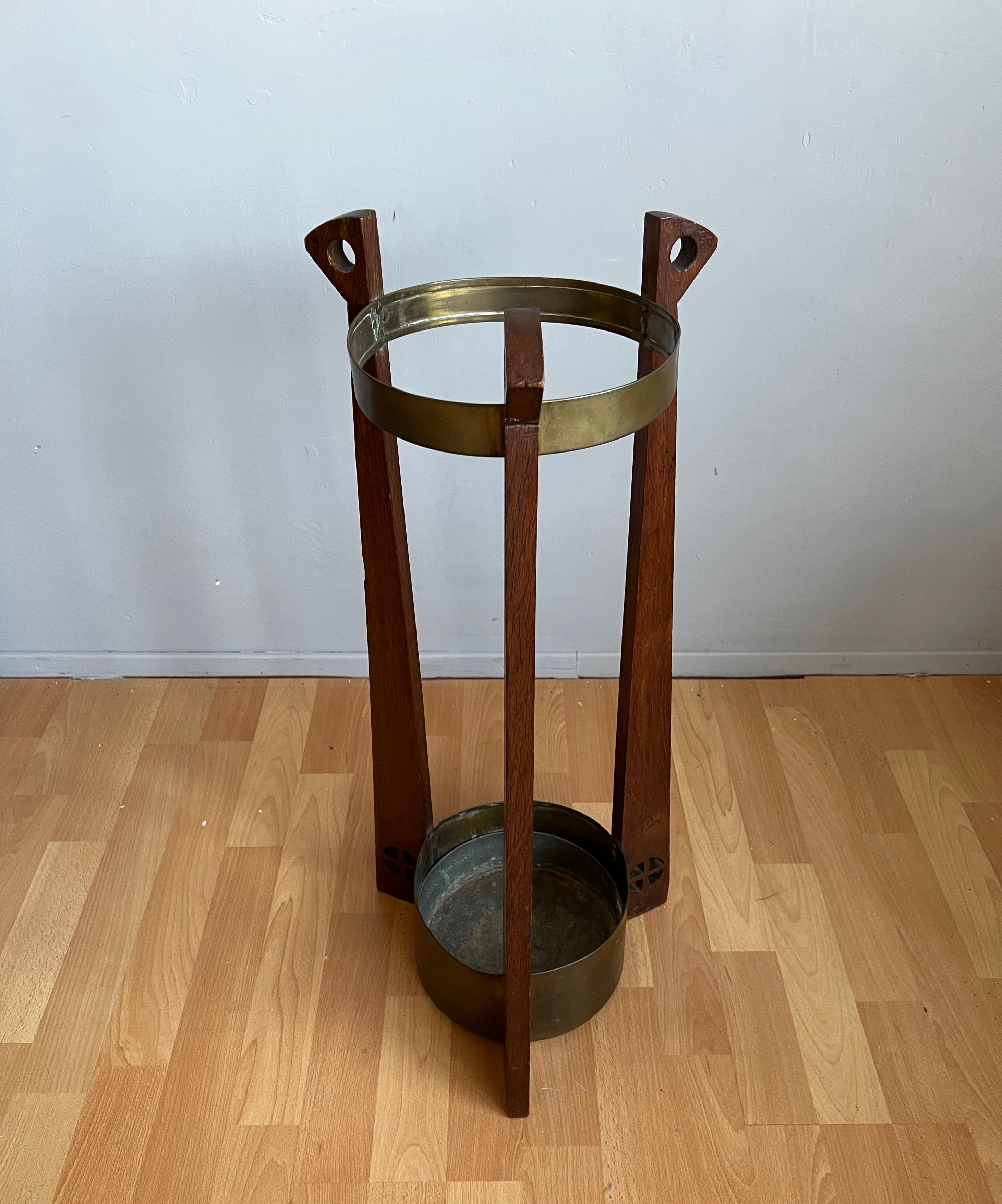 Gustave Serrurier-Bovy Brass and Oak Cane & Umbrella Stand with Zinc Liner For Sale 5