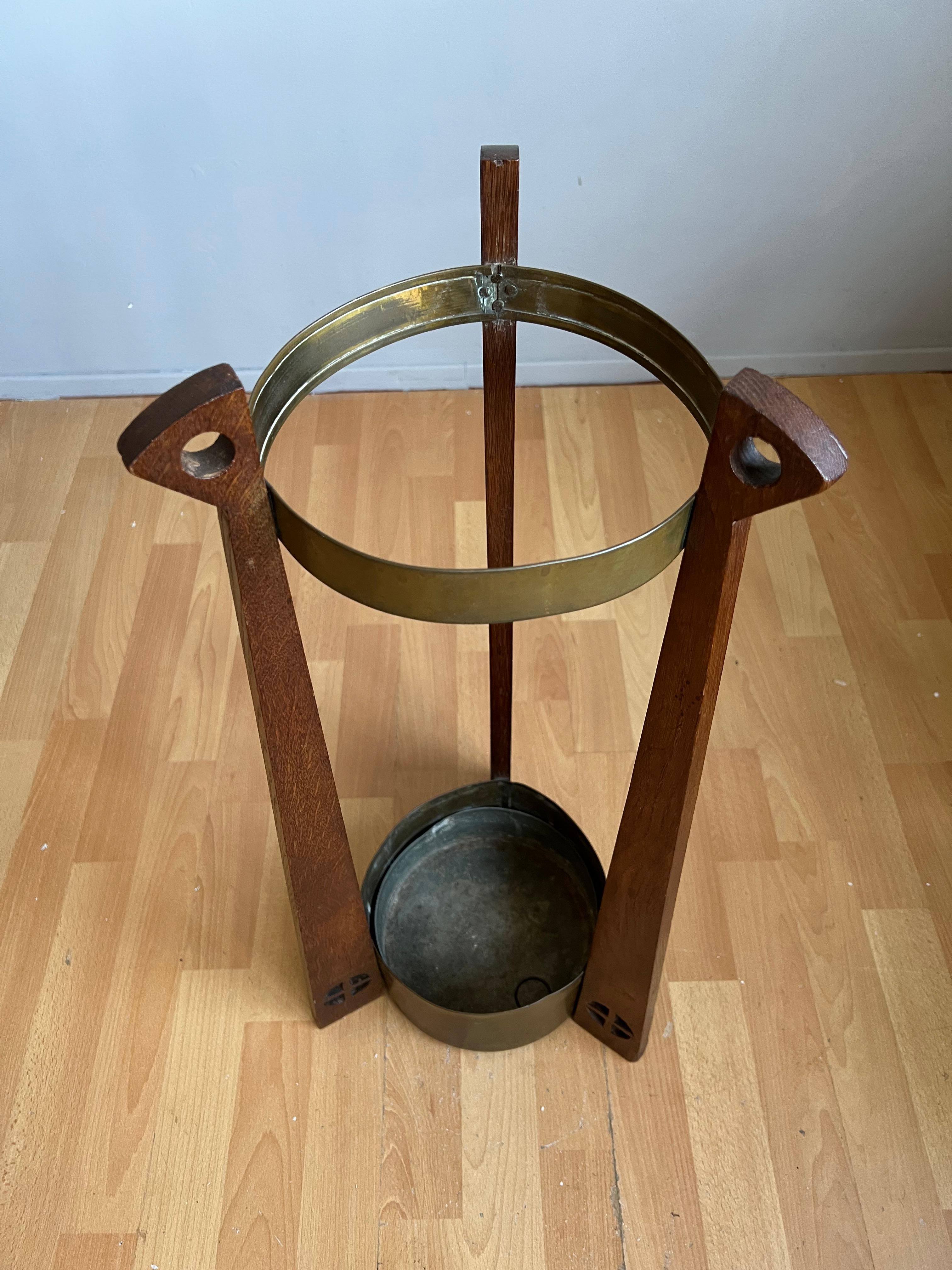 Gustave Serrurier-Bovy Messing und Oak Stock & Umbrella Stand mit Zinkeinlage im Angebot 10