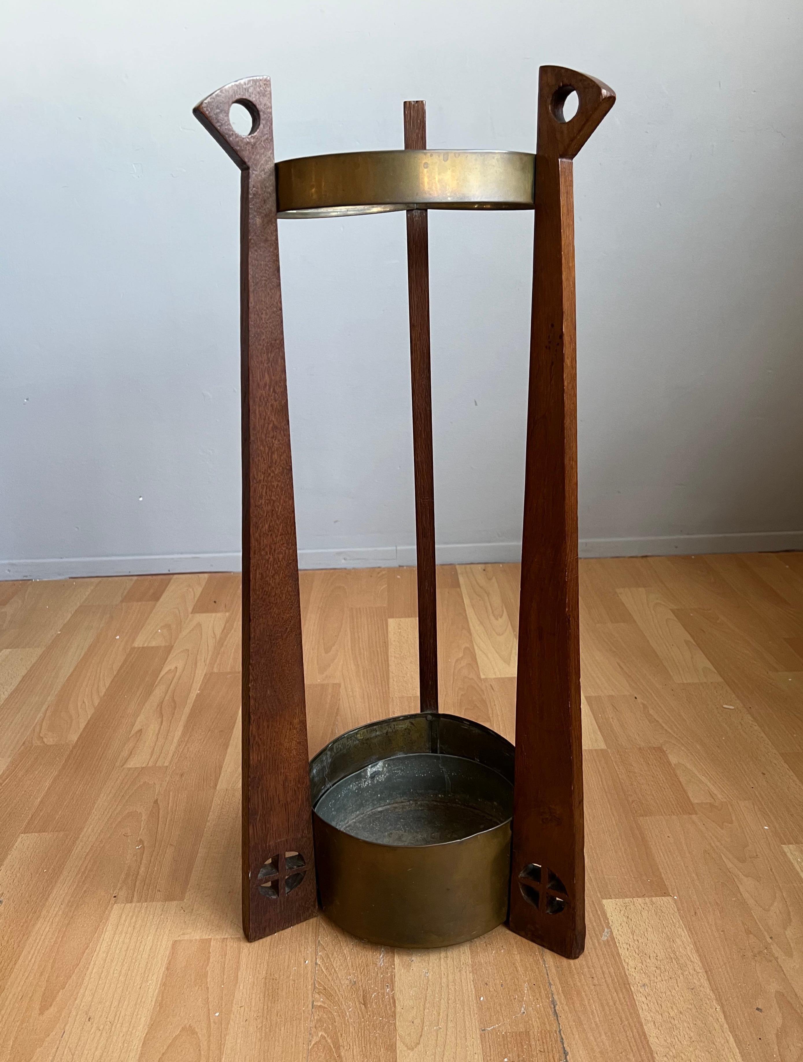 Gustave Serrurier-Bovy Brass and Oak Cane & Umbrella Stand with Zinc Liner For Sale 10