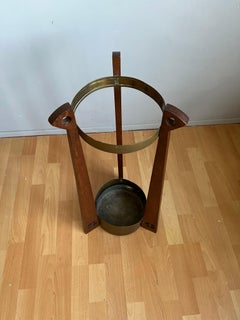 Gustave Serrurier-Bovy Brass and Oak Cane & Umbrella Stand with Zinc Liner