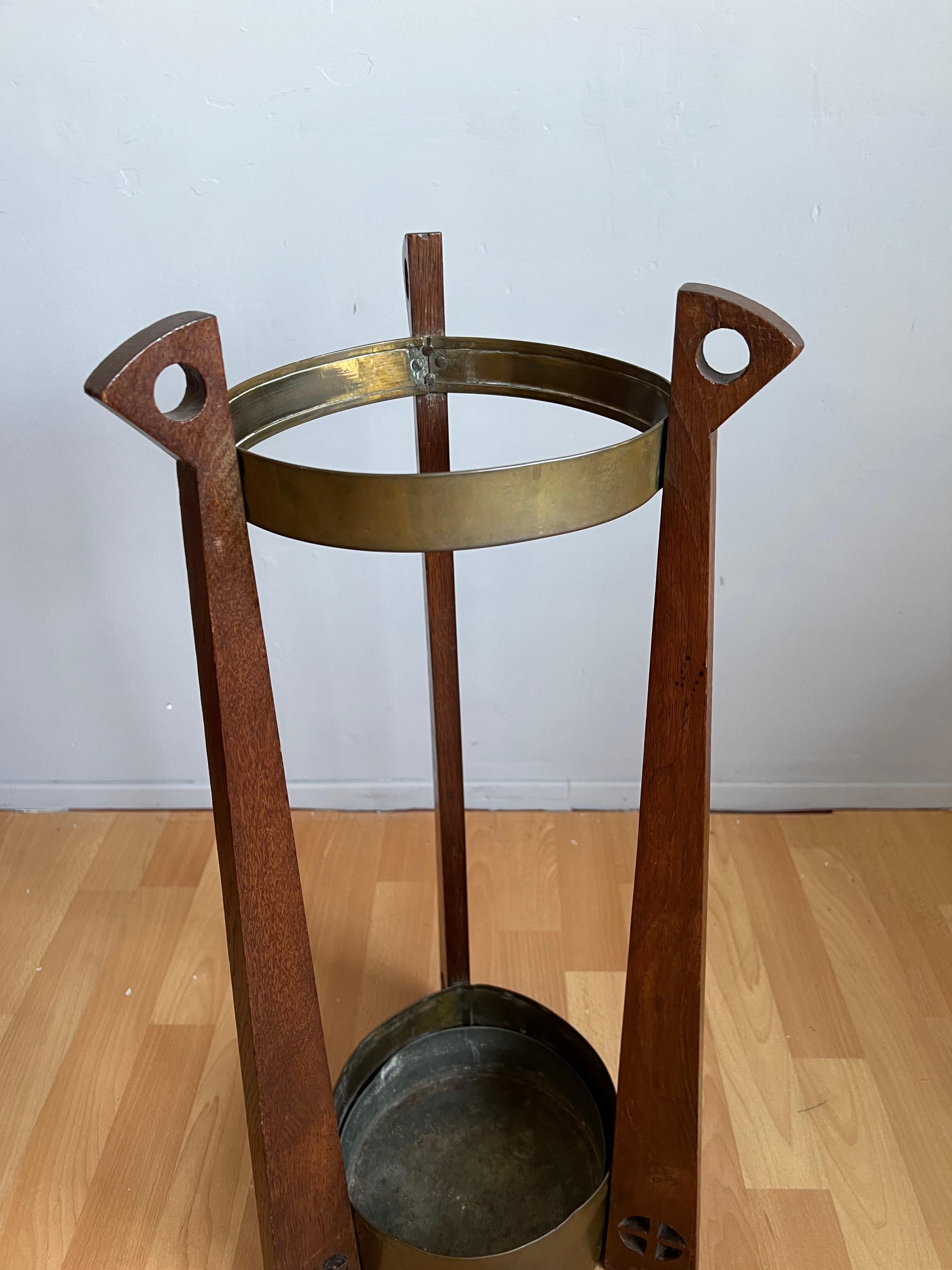 Arts and Crafts Gustave Serrurier-Bovy Brass and Oak Cane & Umbrella Stand with Zinc Liner For Sale