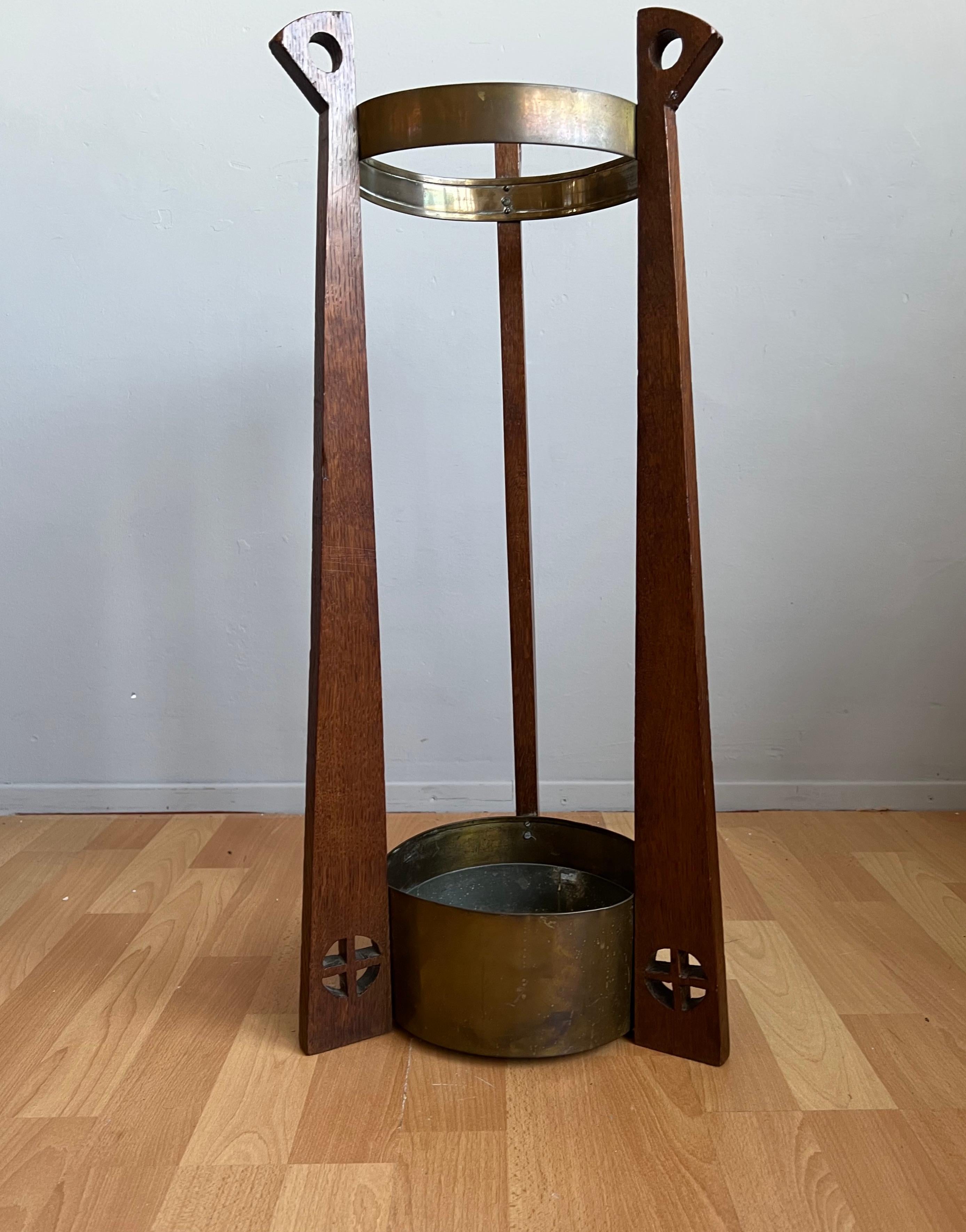Patinated Gustave Serrurier-Bovy Brass and Oak Cane & Umbrella Stand with Zinc Liner For Sale