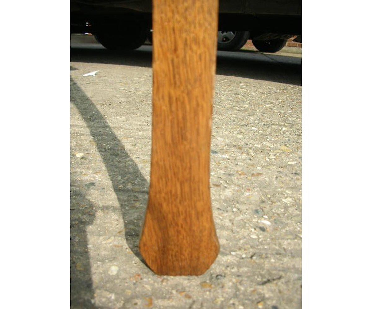 Stile Gustave Serrurier-Bovy, tavolino secessionista in Oak con piano ottagonale In condizioni buone in vendita a London, GB