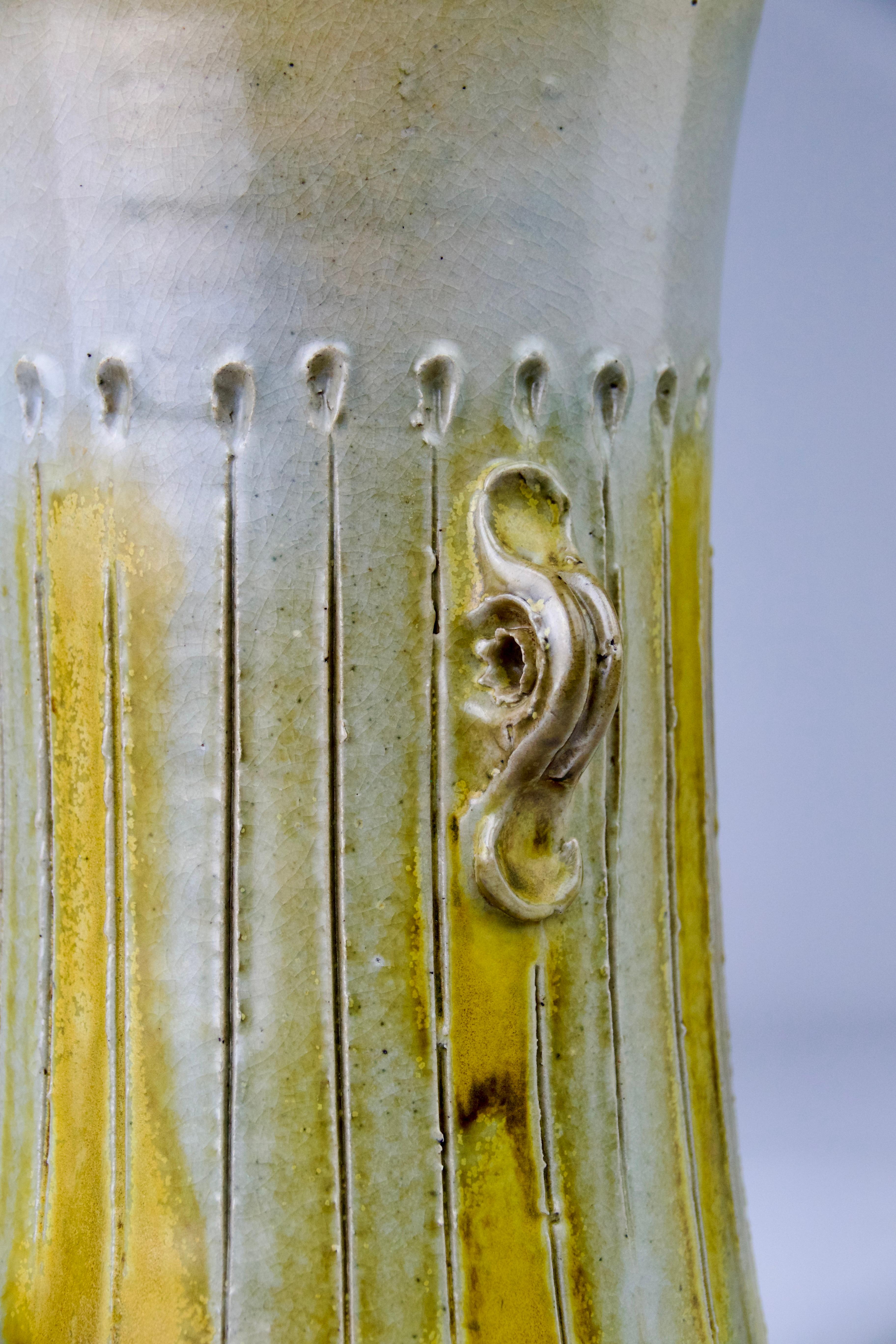 Français Gustave TIFFOCHE, Vase long, France Design fin 20ème siècle en vente