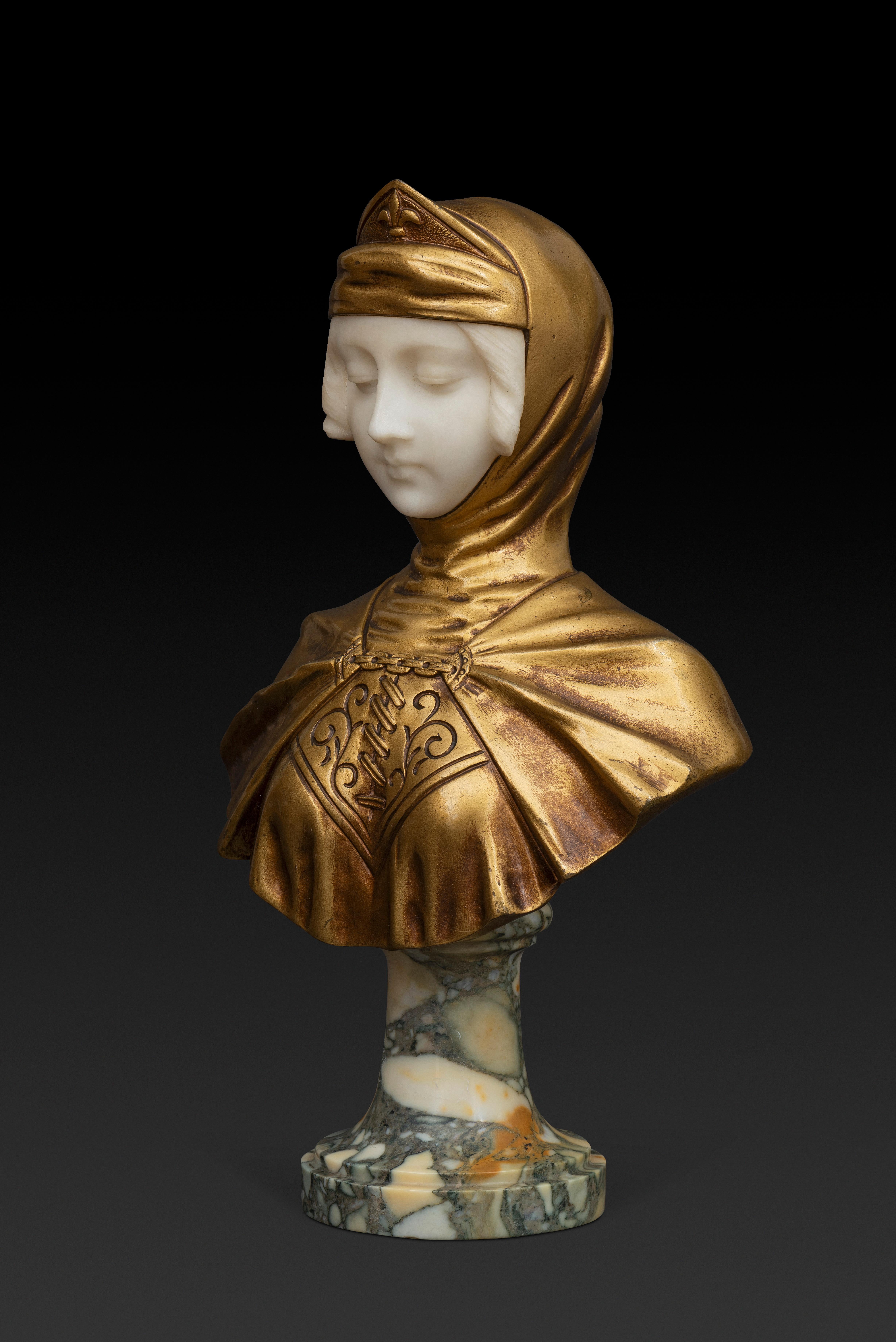 GUSTAVE VAERENBERGH (1873-1927) Bust in Alabaster and Gilt Bronze 