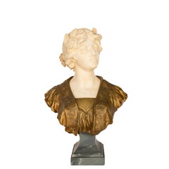 Antike Jugendstil-Skulptur einer weiblichen Statue aus Carrara-Marmor und vergoldeter Bronze, 1900