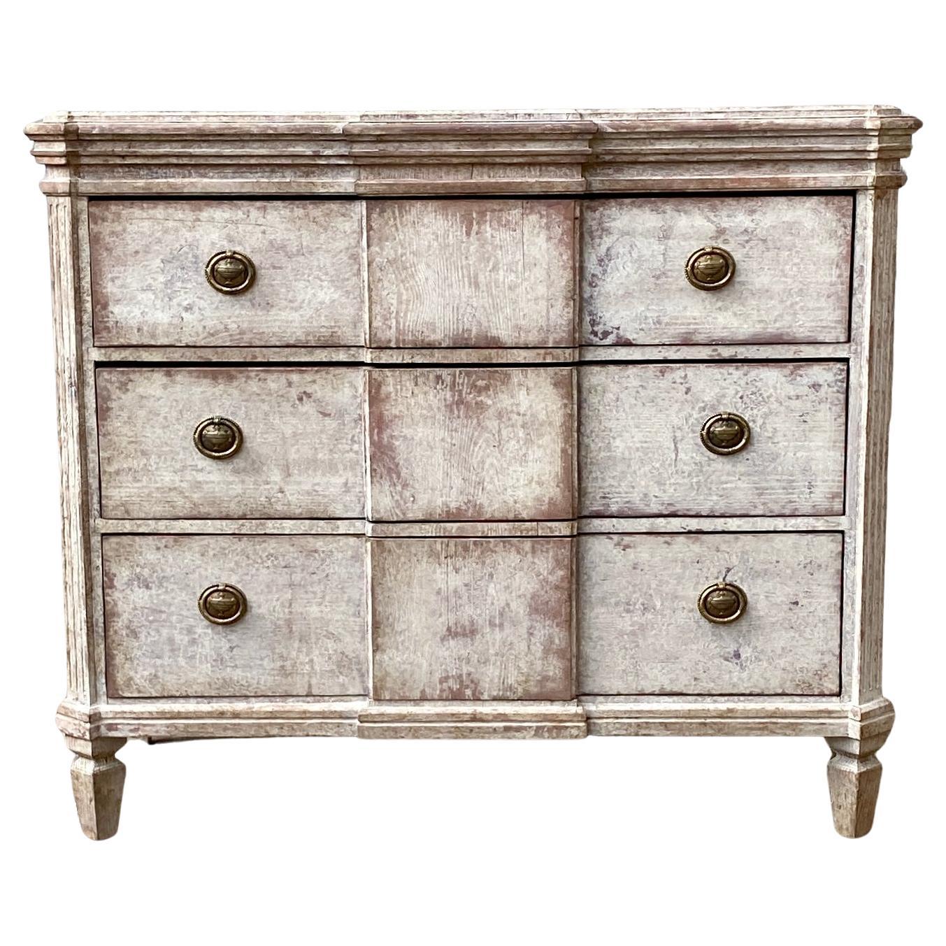 Hand-Crafted Gustavian 19th Century Grey Painted 3 Drawer Dresser  For Sale