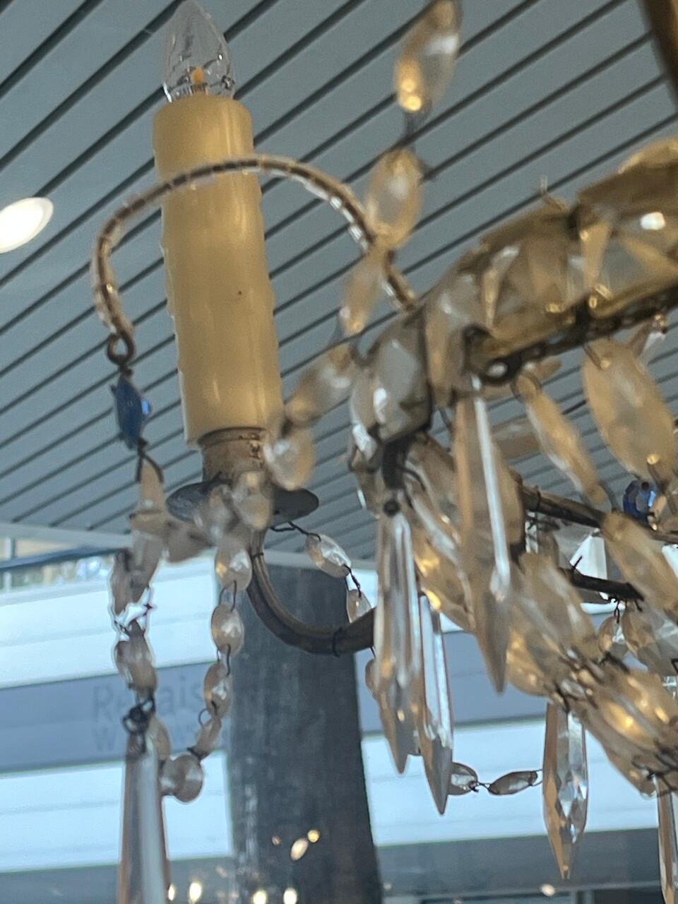 Gustaviano Lampadario Gustavian a 4 luci, ricablato in vendita