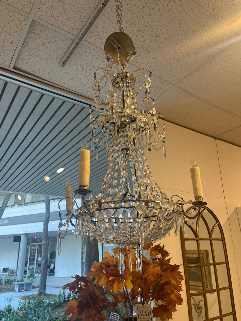 XX secolo Lampadario Gustavian a 4 luci, ricablato in vendita