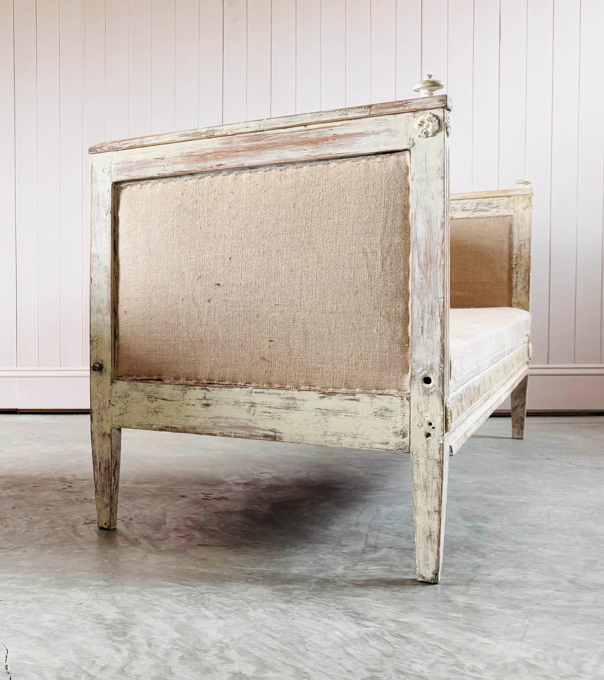 Gustavian Bench In Good Condition For Sale In Cirencester, GB