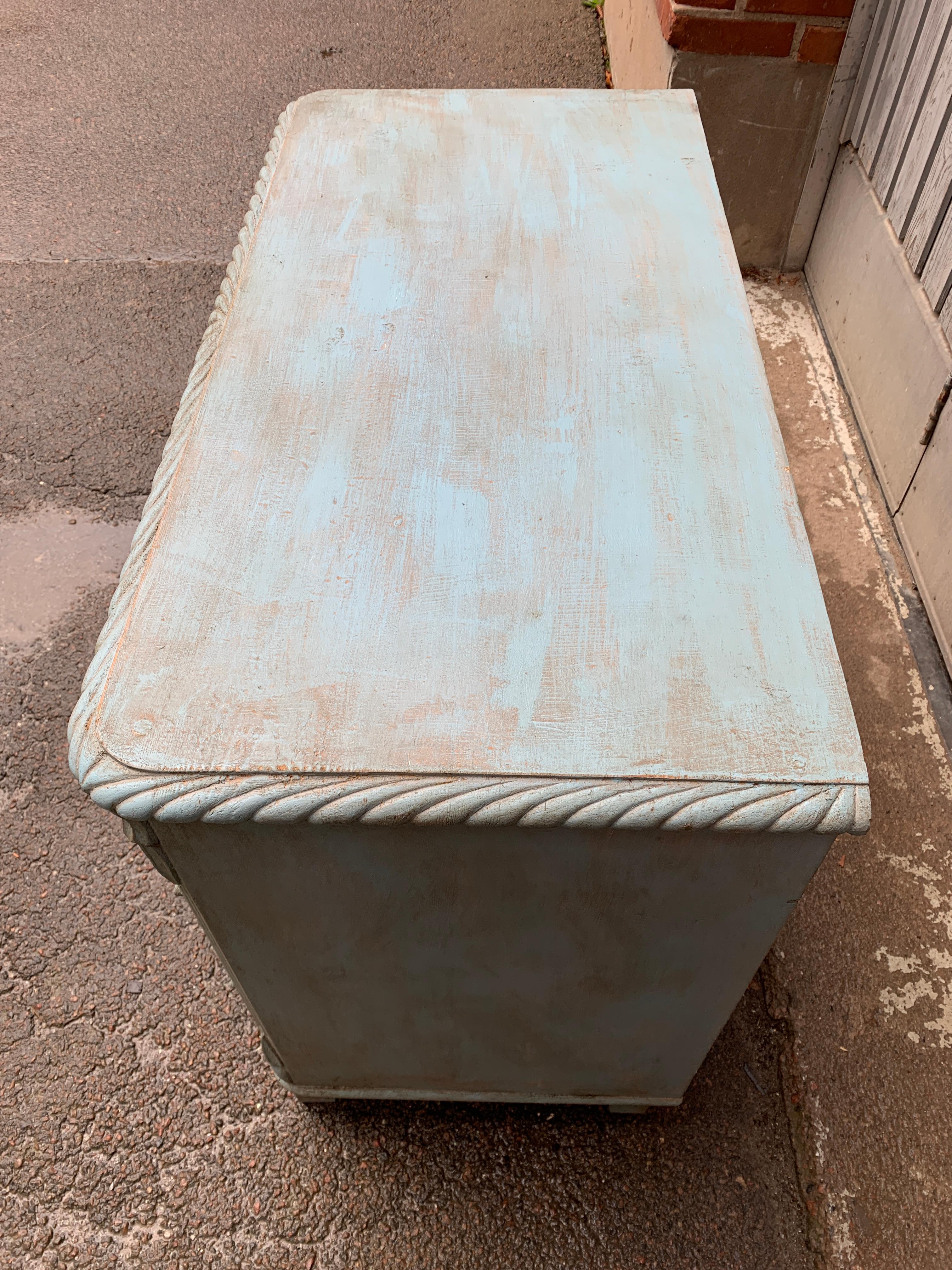 Gustavian Blue Painted Chest of Drawers, Sweden Late 19th Century For Sale 6