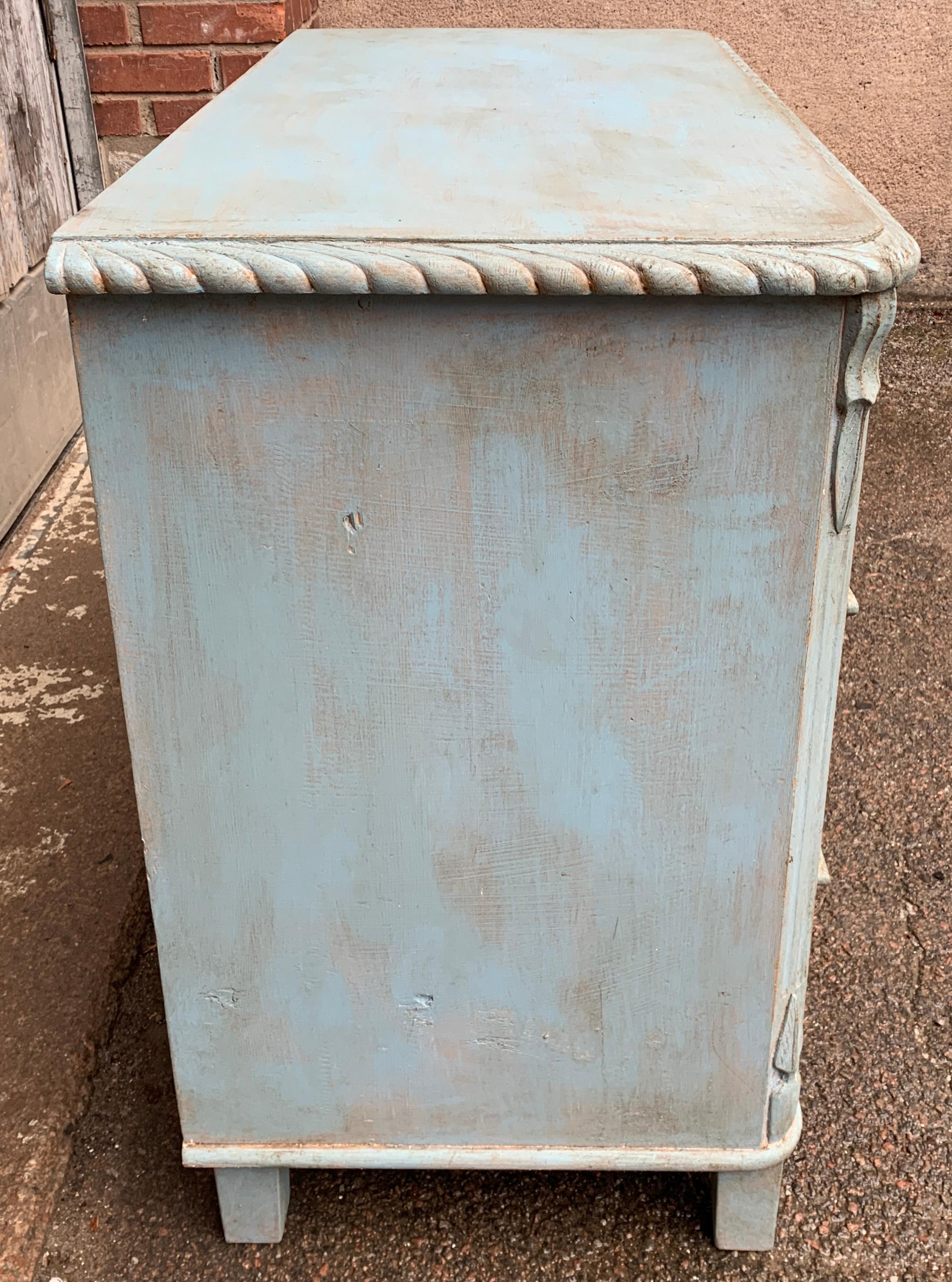 Gustavian Blue Painted Chest of Drawers, Sweden Late 19th Century For Sale 7