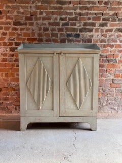 Buffet Gustavien avec peinture originale:: 18ème siècle:: Suède:: vers 1780