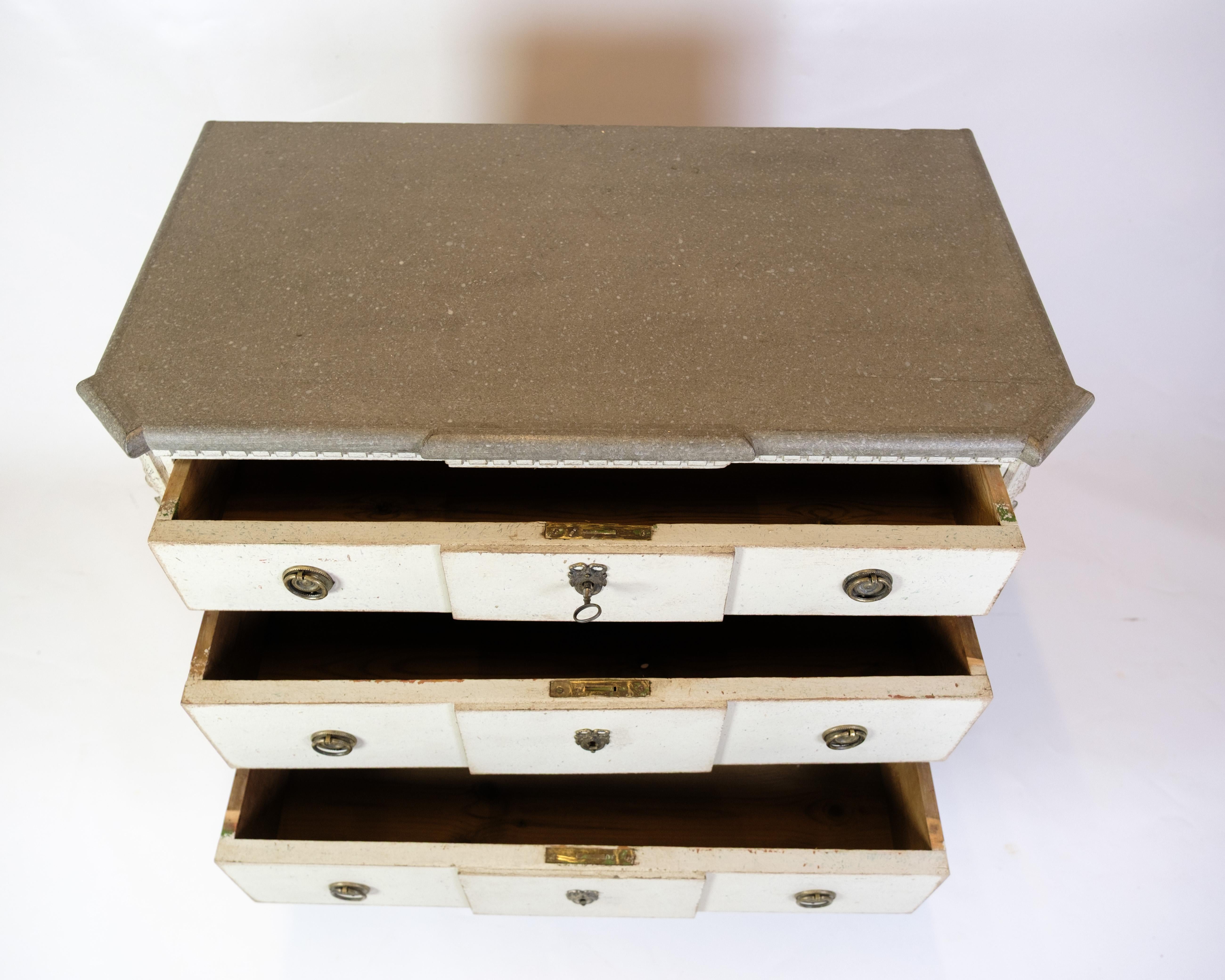 Gustavian Chest Of Drawers Grey Painted, Swedish Origin From 1840s For Sale 4