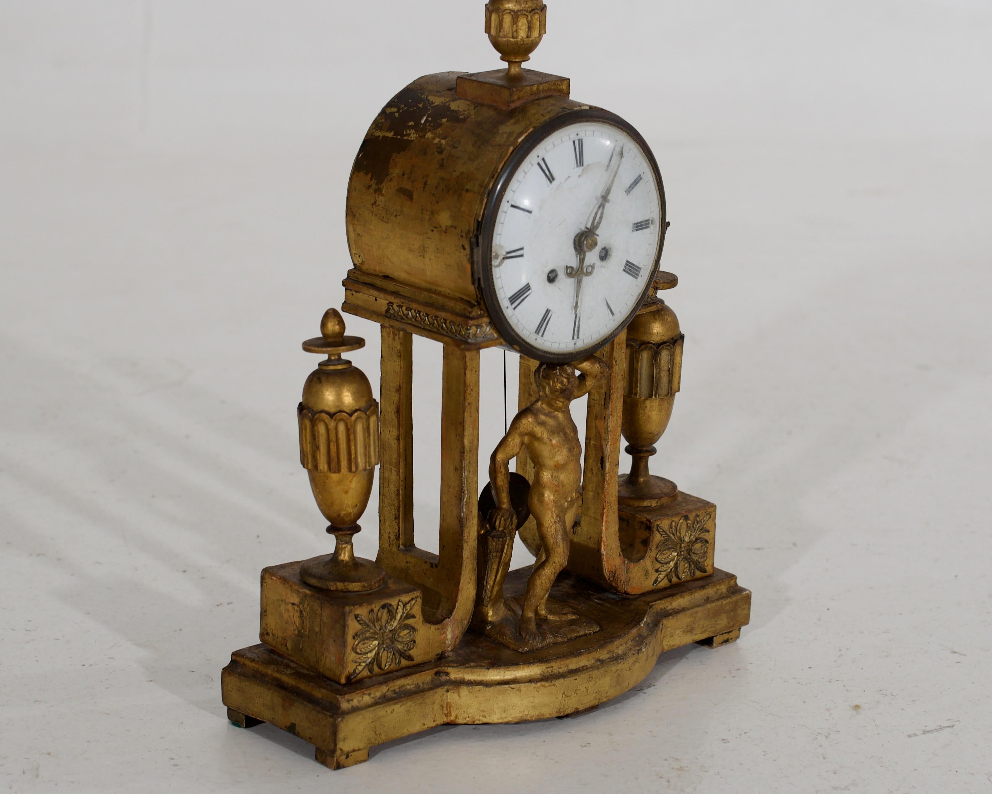 Gustavian Clock in Original Gilt, circa 1790 For Sale 3