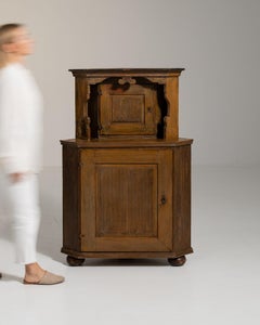 Gustavian Corner Cabinet, Warm Oak, Early 19th Century, Swedish Design