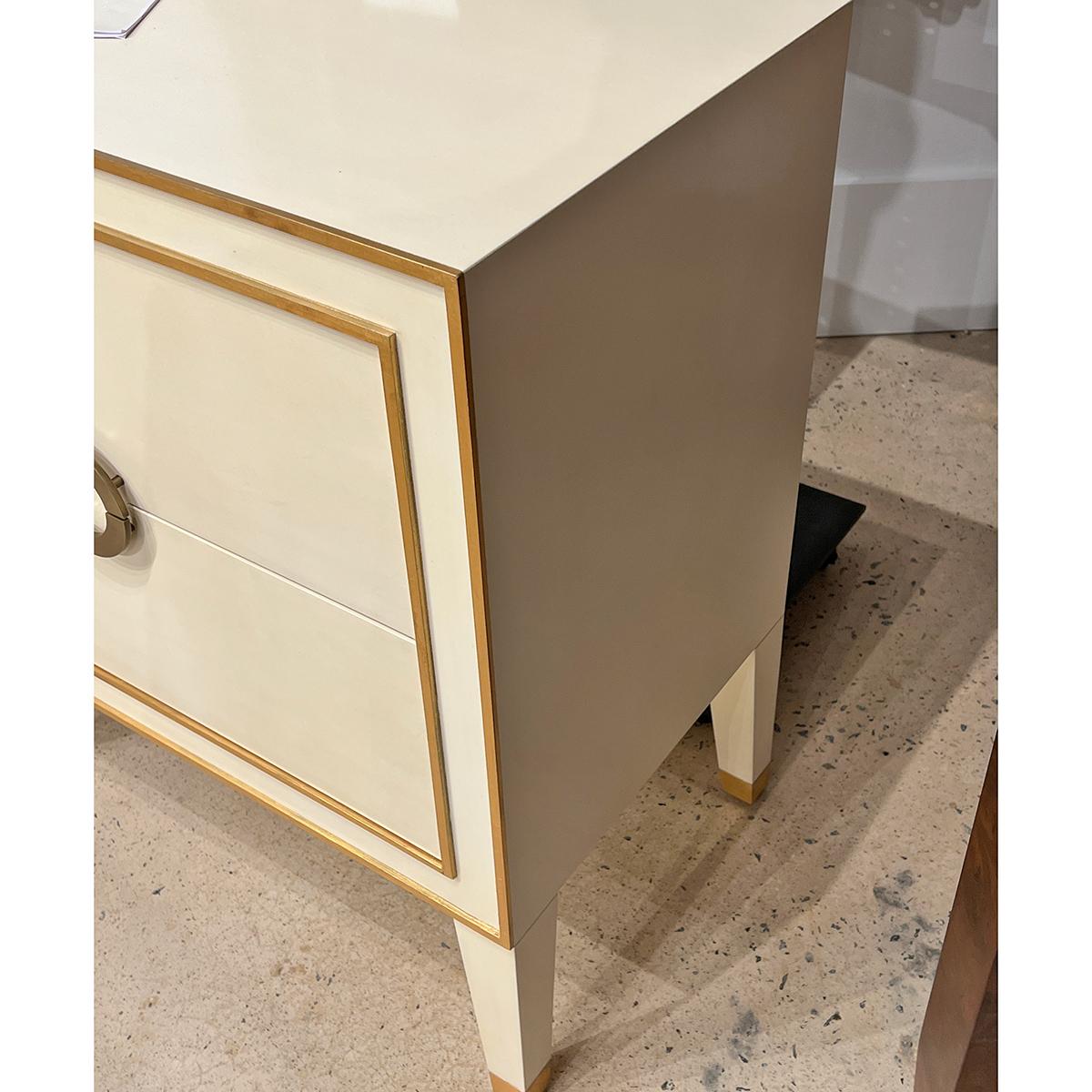 Gustavian Cream Painted Nightstand In New Condition For Sale In Westwood, NJ