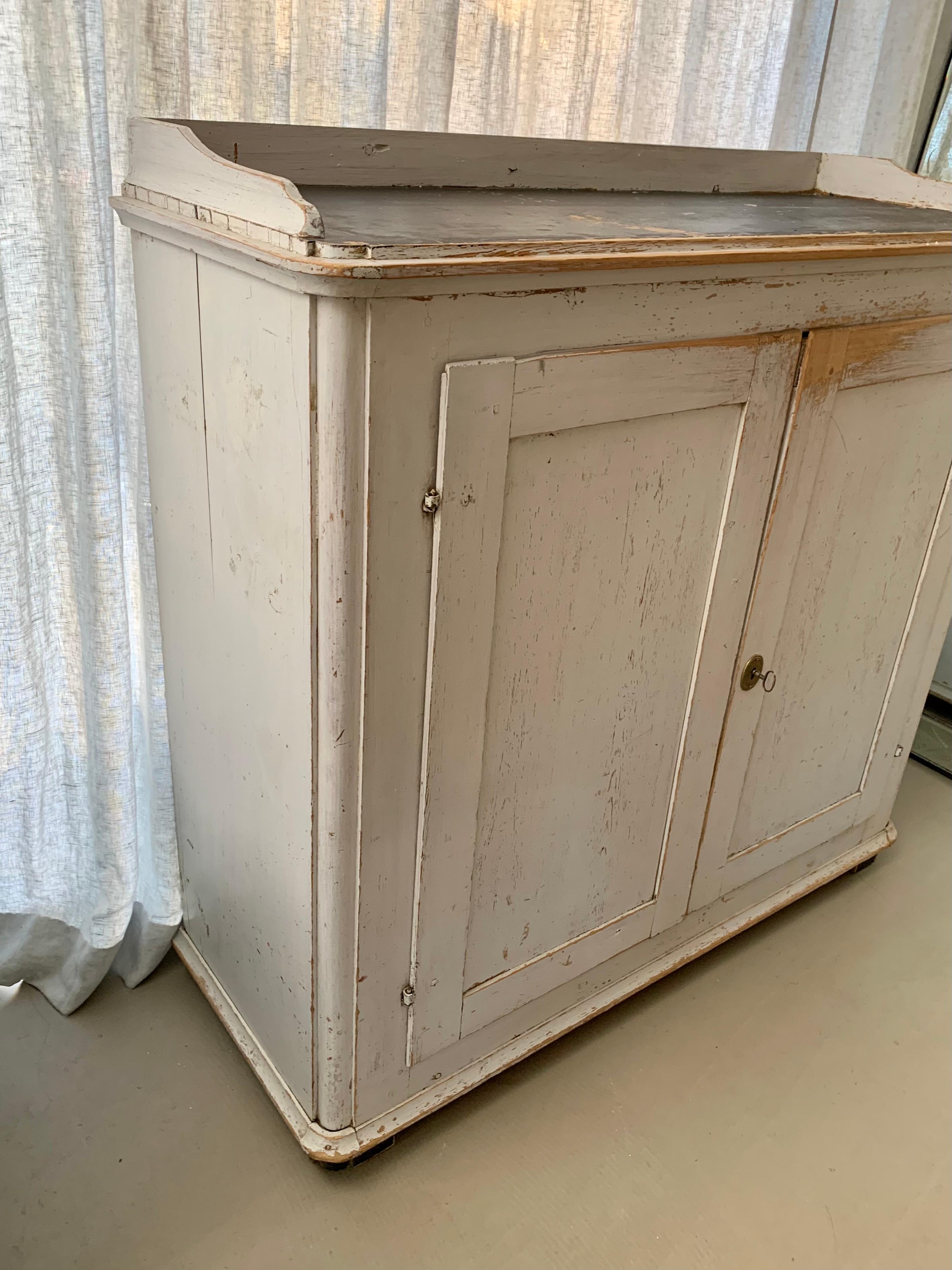 Late 18th Century Gustavian Cupboard For Sale
