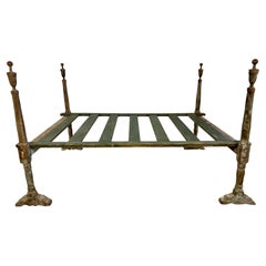 Gustavian Daybed with Elegantly Carved Amphora Motifs