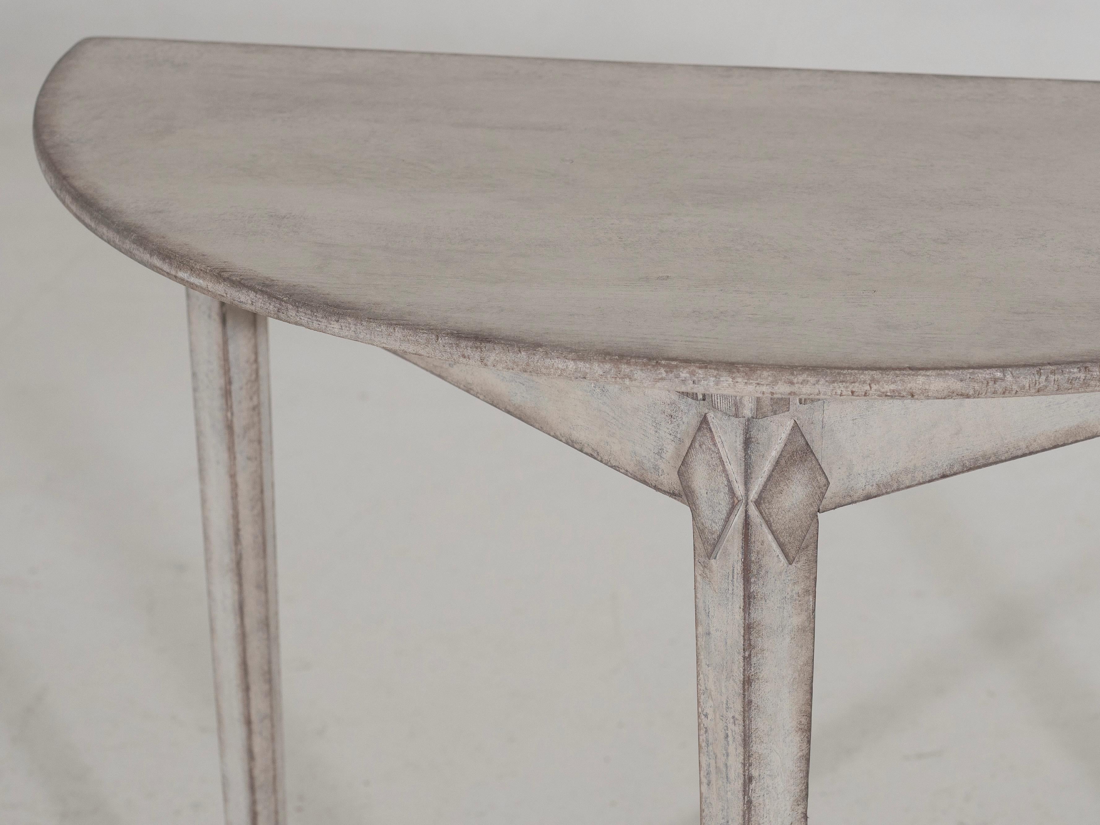 Gustavian demi-lune console table, 1810. For Sale 2