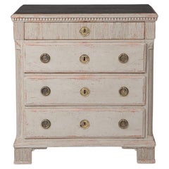 Commodes and Chests of Drawers