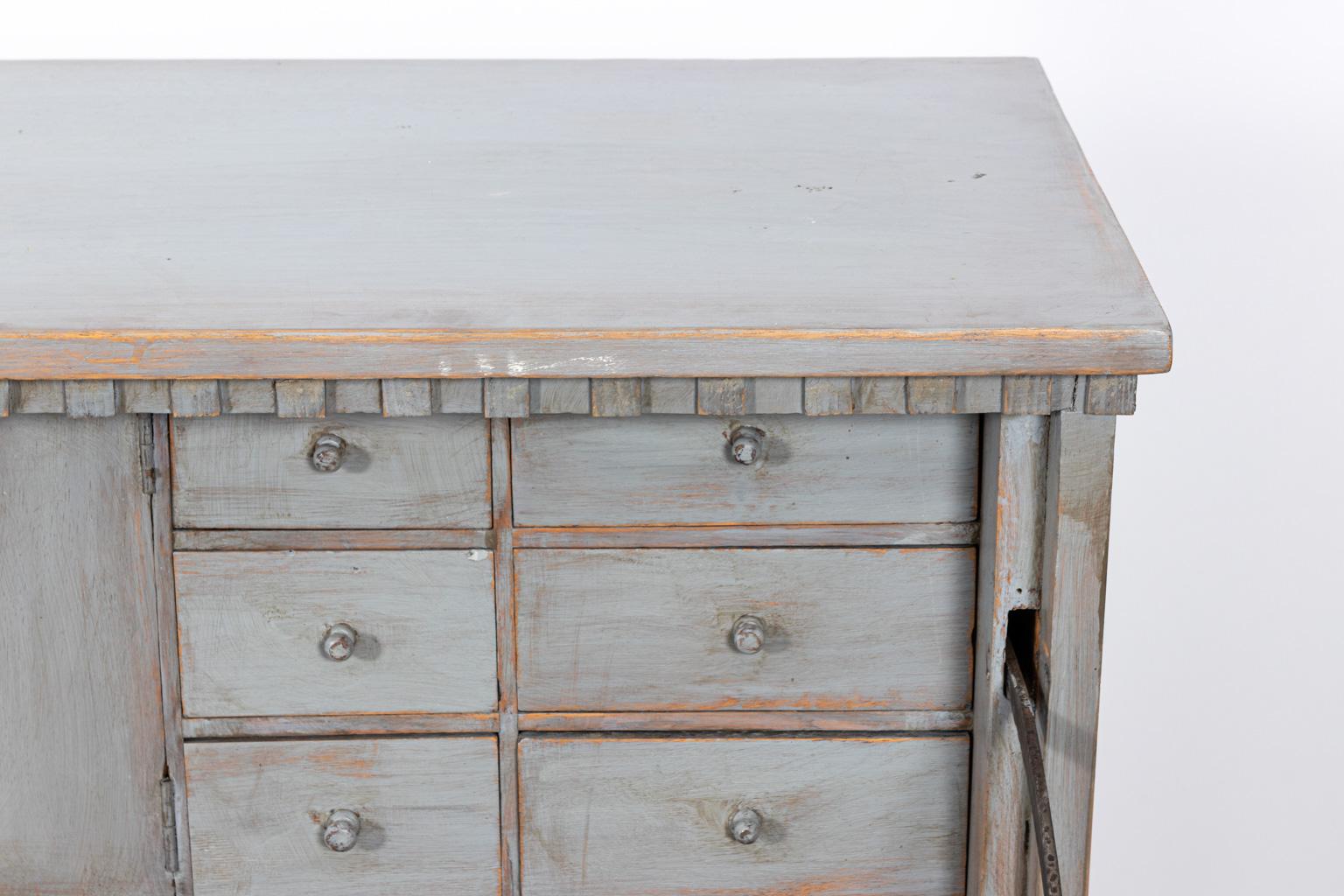 Gustavian Gray Painted Writing Bureau In Good Condition For Sale In Stamford, CT