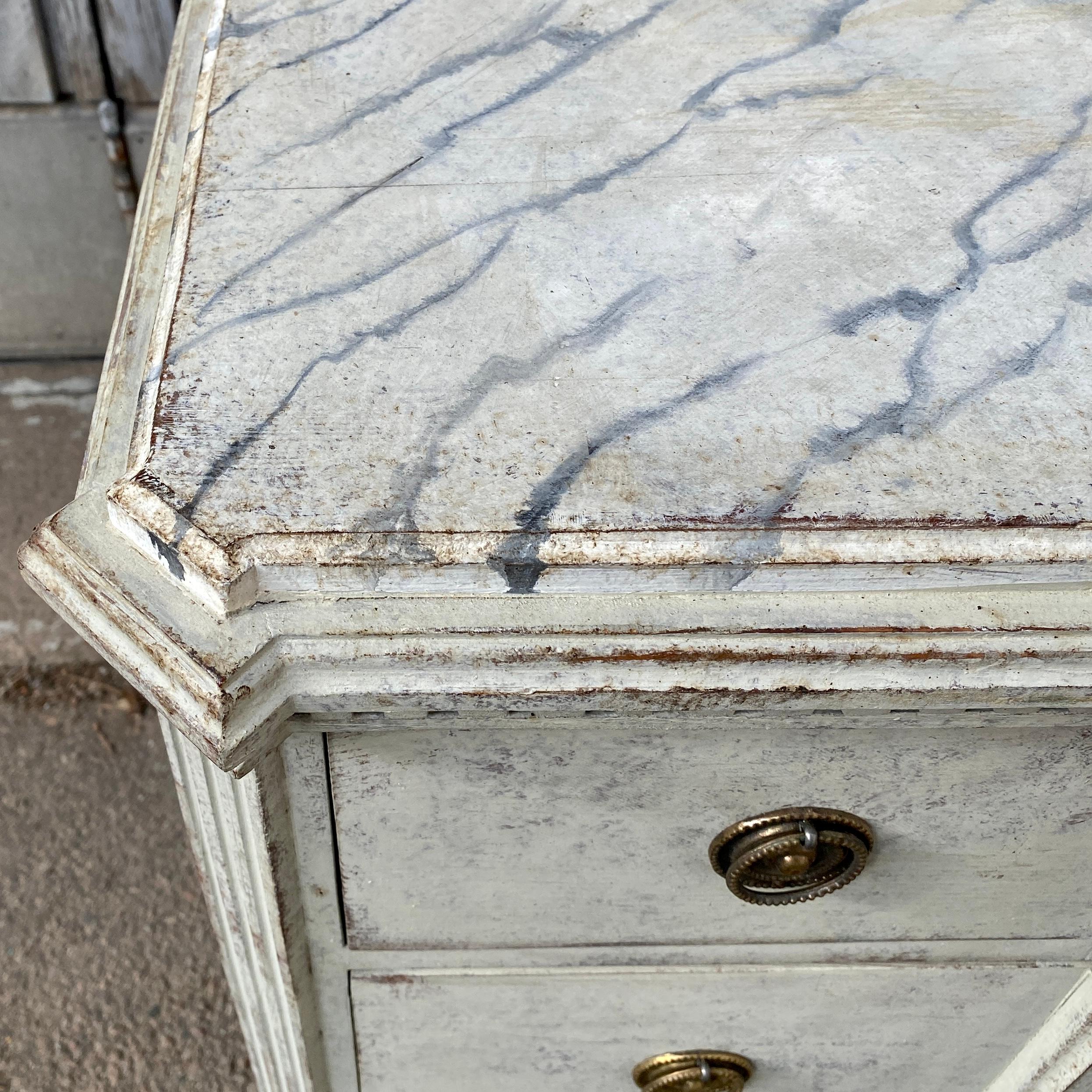 Gustavian Grey Painted 3 Drawer Dresser with Faux Marble Top, Sweden, 1850-1880 For Sale 6