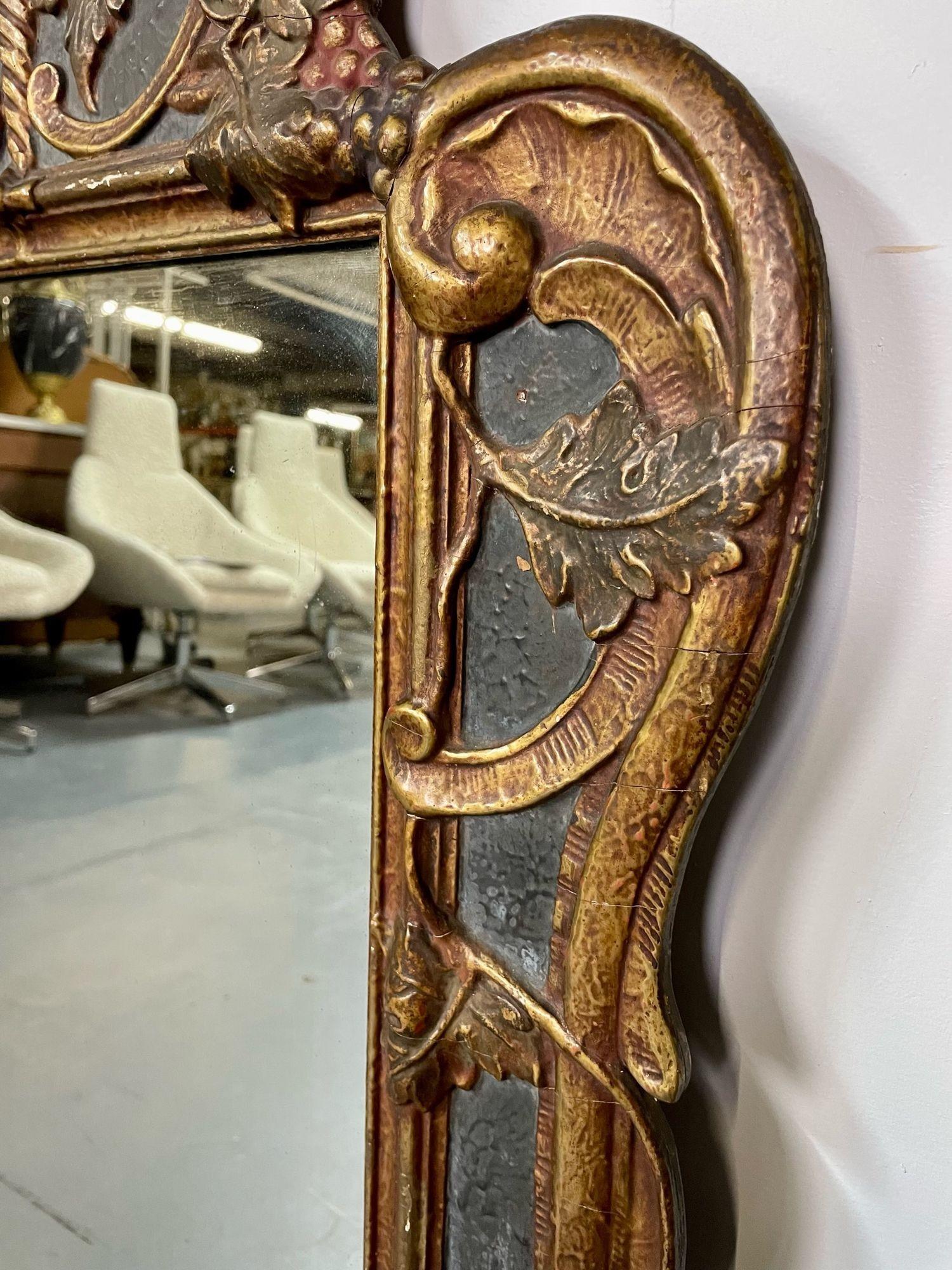 Miroir mural italien gustavien, miroir-console à motif de corne d'abondance, décoré à la feuille dorée Bon état - En vente à Stamford, CT