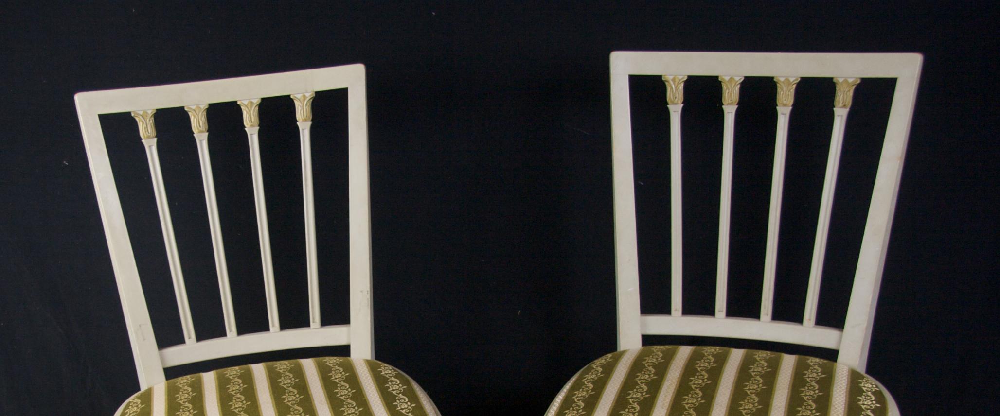 Gustavian Leksand Swedish Dining Chairs Pair in Gilt, 20th Century In Good Condition In LONDON, GB