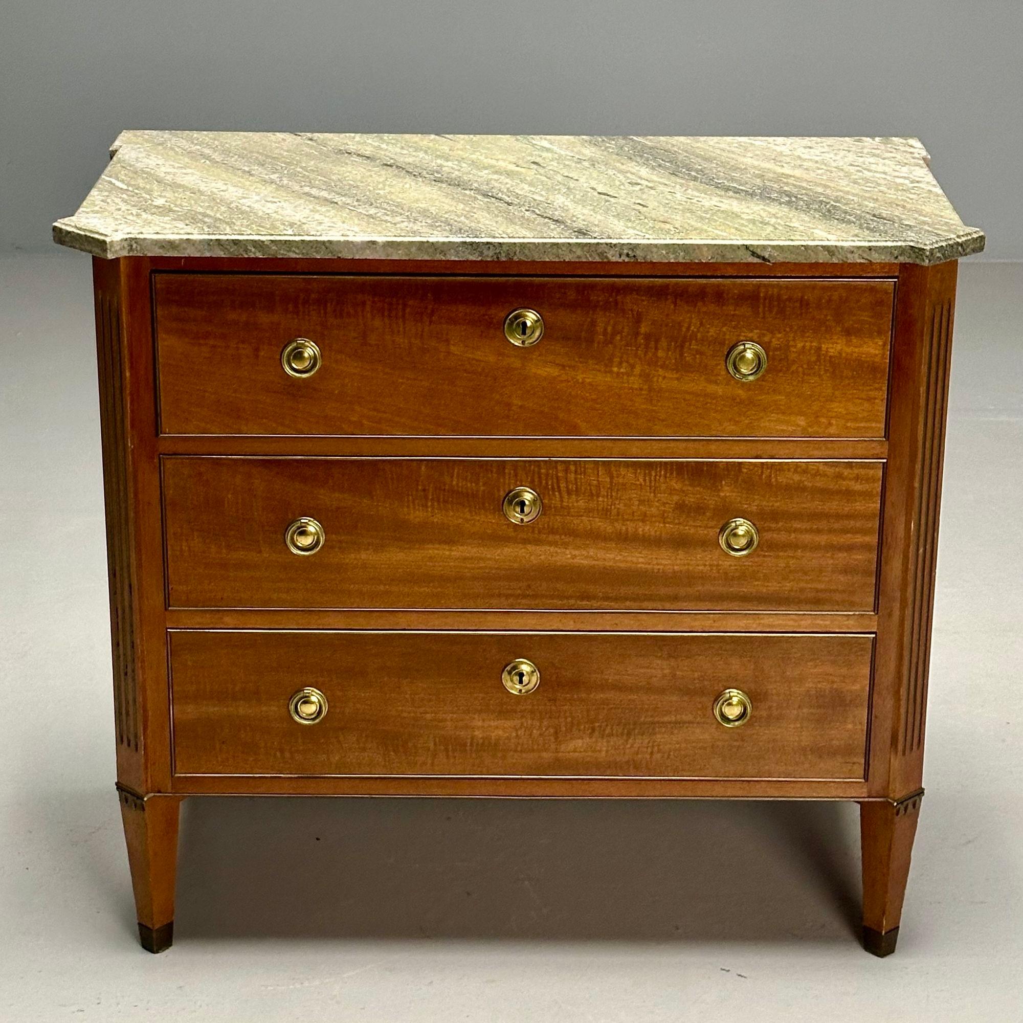 Gustavian, Louis XVI Style, Commode, Mahogany, Marble, Brass, Sweden, 1980s In Good Condition For Sale In Manhasset, NY