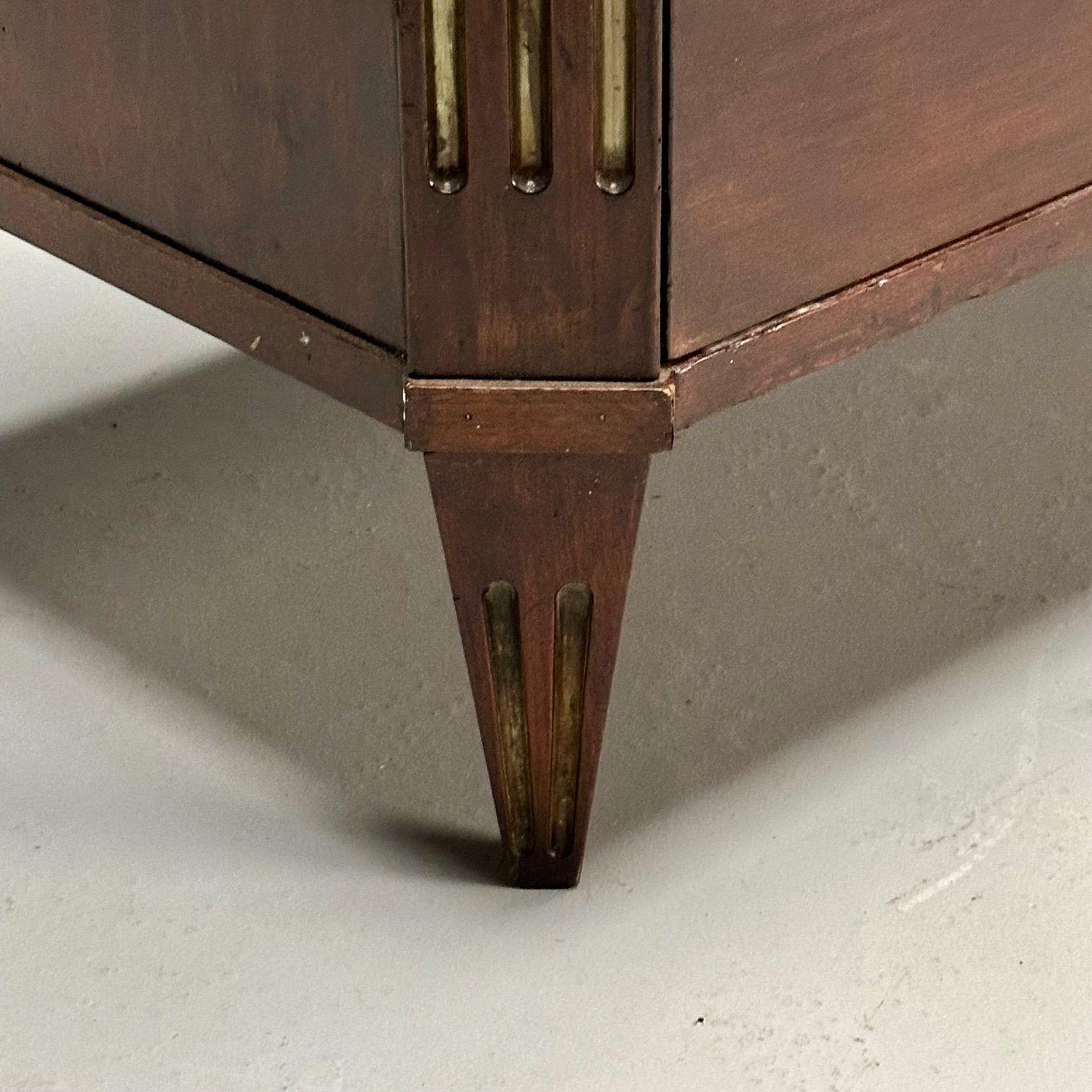 Schwedische Kommode im Gustavianischen, Louis-XVI.-Stil, Mahagoni, Messing, Schweden, ca. 1800er Jahre im Angebot 7
