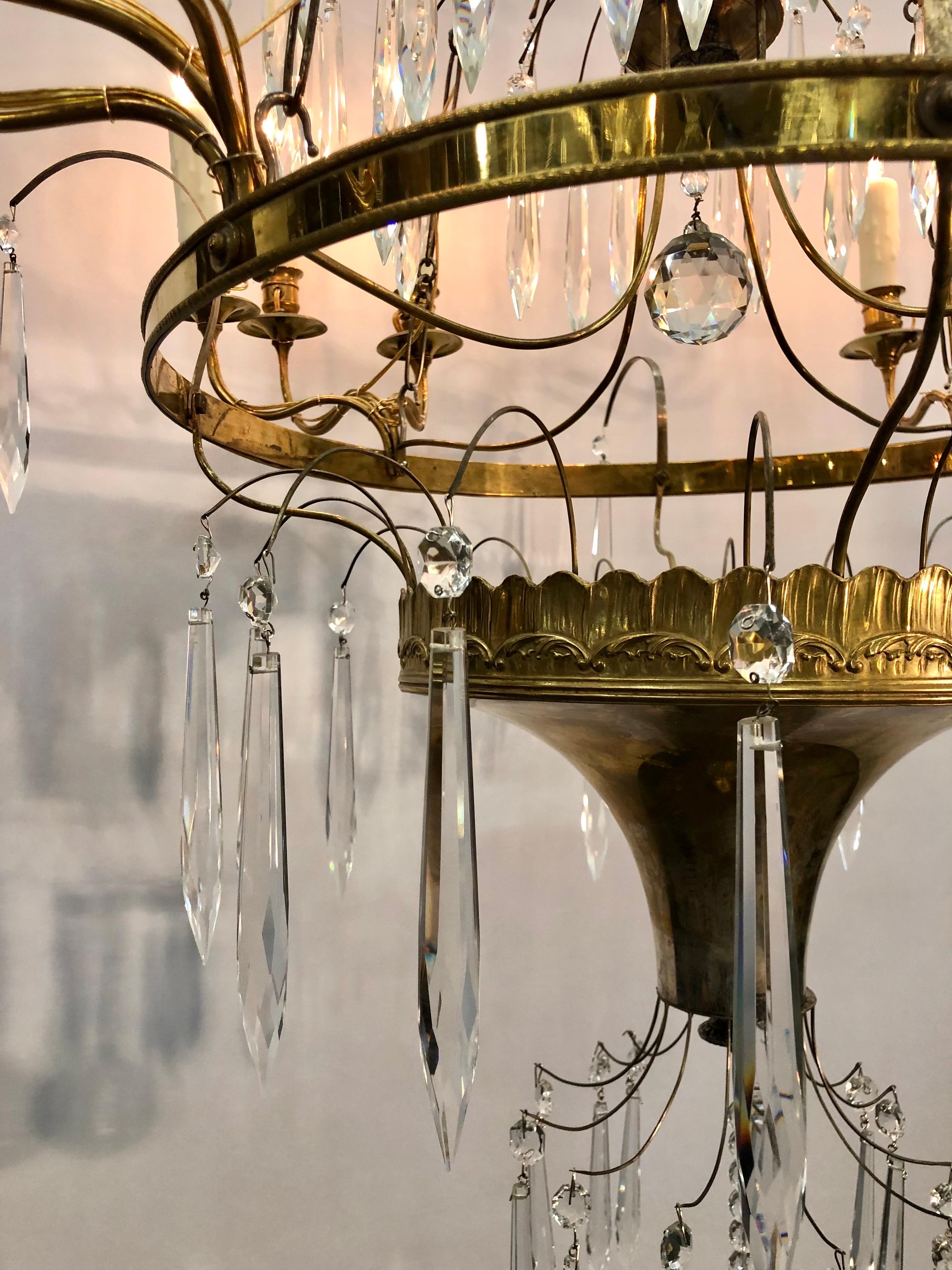 Gustavian / Russian Neoclassical Bronze & Silvered Crystal Chandelier, 19th C. For Sale 5